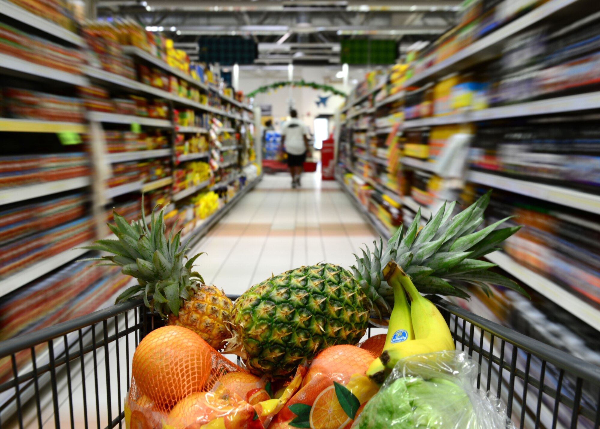 A two-day Healthy Lifestyle Festival held June 13-14 at Aviano Air Base, Italy, helped served as an introduction to the new “Reach for the Stars” campaign. Health and Wellness Center personnel are comparing more than 70,000 products at the Commissary and placing small yellow stars labeled “Health Promotion Approved” on the food choices they deem healthier than the others. (U.S. Air Force photo/Airman 1st Class Ryan Conroy) 