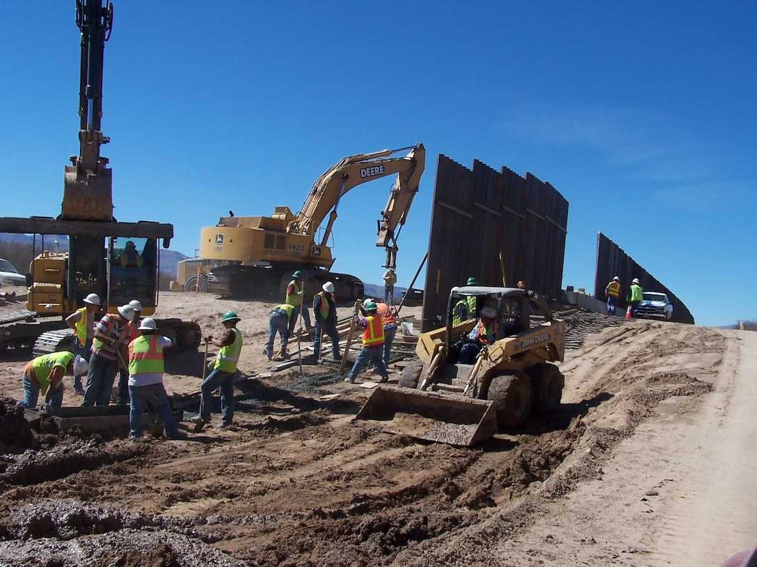 Construction of a portion of the Border Fence in Texas, Feb. 26, 2009. Photo by Phil Roybal.  