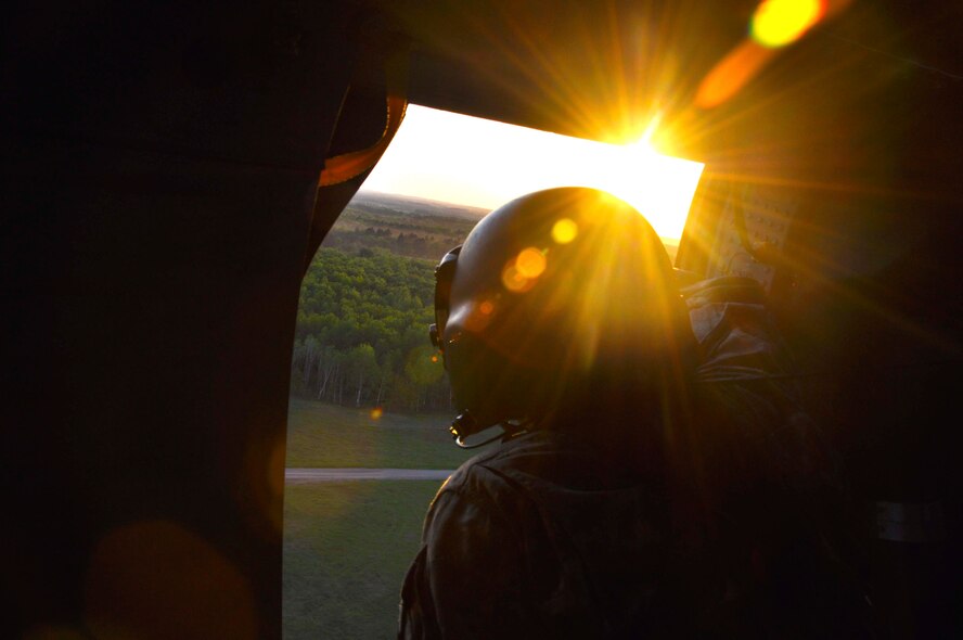 Staff Sergeant Nicquie Neely enjoys the view from 1,500ft.

 (Air Force Photo/Senior Airman Jessica Coffin)