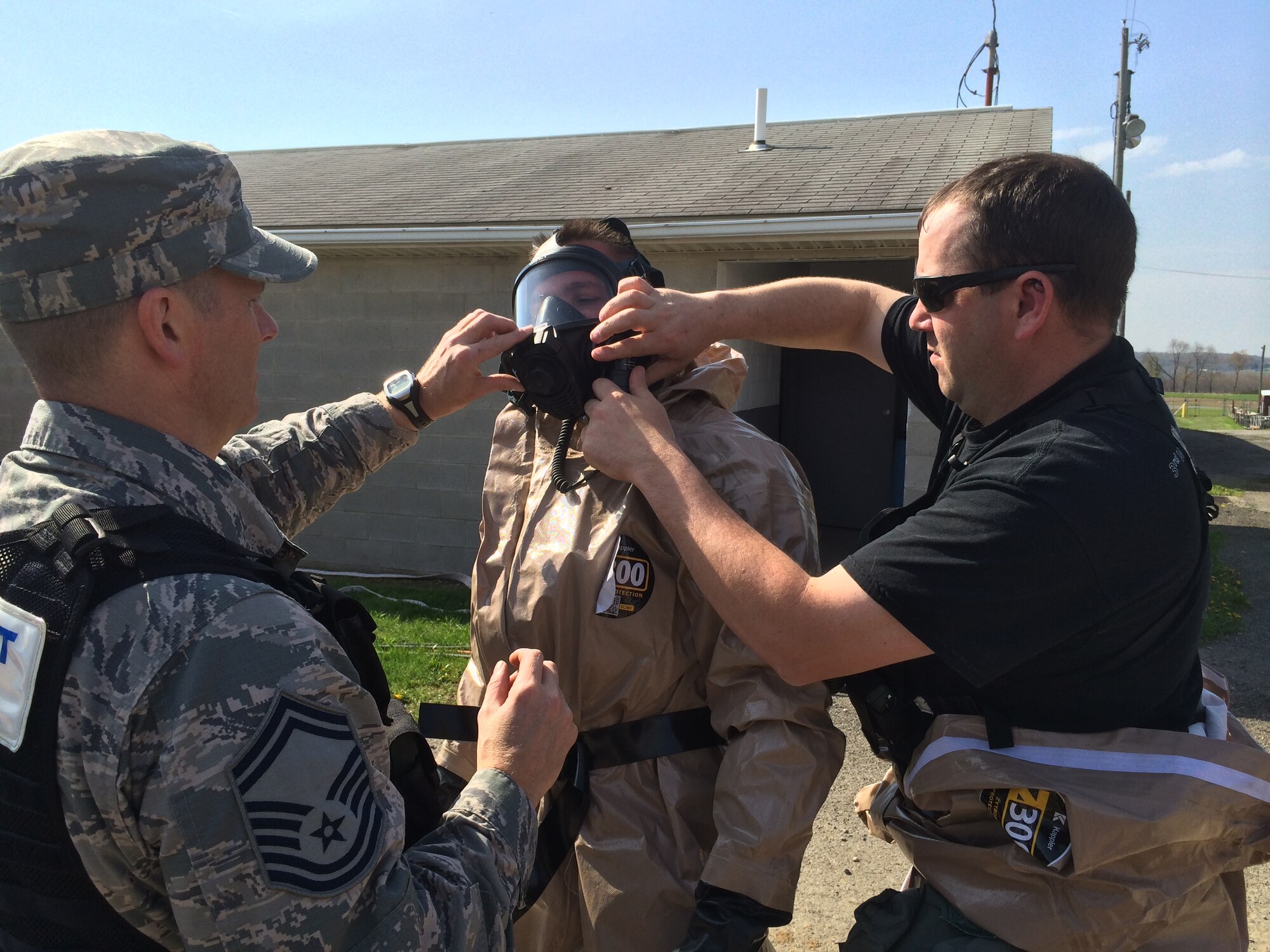 The Pennsylvania National Guard hosted a Vigilant Guard exercise with scenarios taking place at eight locations throughout the Commonwealth from 8 through 15 May 2014.  These exercises provide opportunities for military and civilian counterparts to integrate planning efforts between local, state and federal agencies in order to identify capabilities, streamline processes and policies and establish relationships and contacts between those organizations that would be called upon to work together in the case of a domestic emergency.  All tolled, there were more than 2000 participants in this recent exercise and eight states/territories were represented through their National Guard troops.  Vigilant Guard is a quarterly emergency preparedness exercise sponsored by U.S. Northern Command in conjunction with the National Guard Bureau.  (U.S. Air National Guard Photo by Tech. Sgt. Todd McFeeley / Released)