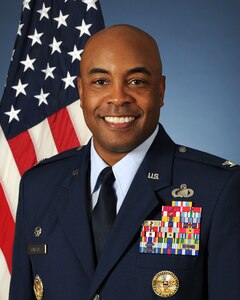 Col. Trent Edwards assumes command of the 37th Training Wing in a ceremony June 20, 2014 at Joint Base San Antonio-Lackland. Edwards was previously the 42nd Air Base Wing commander at Maxwell Air Force Base, Ala. 