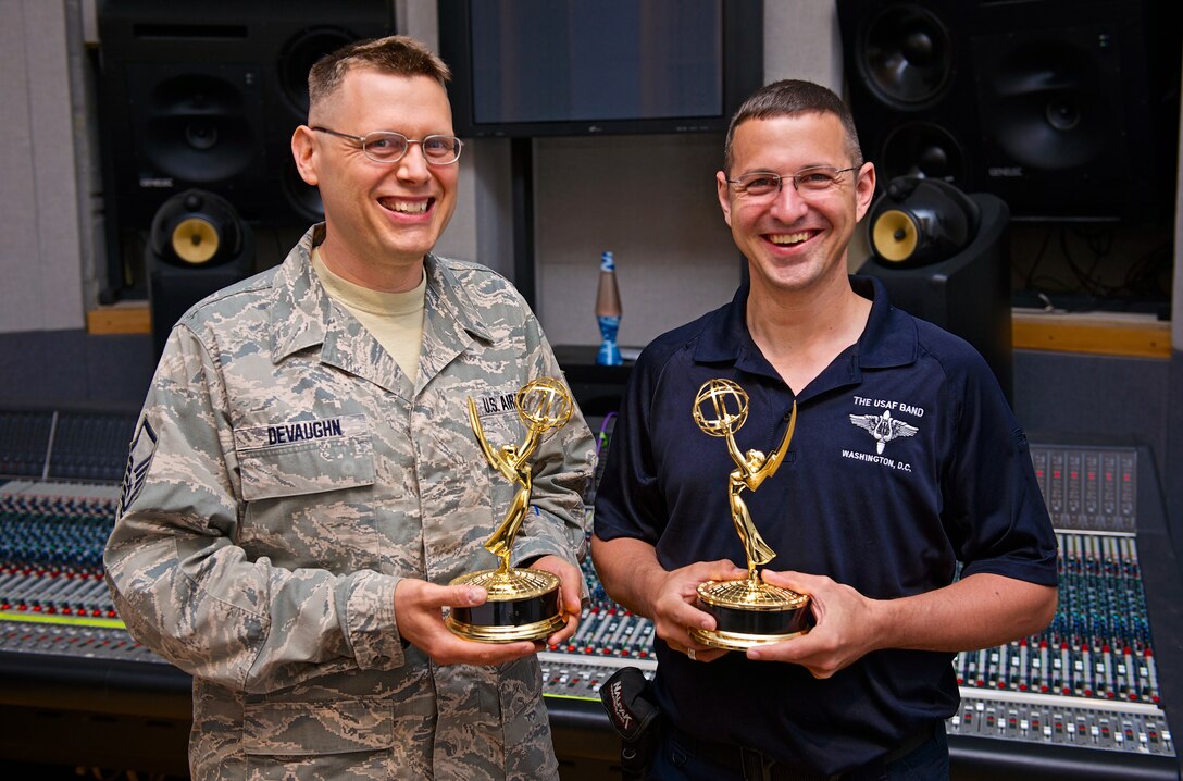 Master Sgt. Jim DeVaughn and Master Sgt. Loren Zimmer won regional EmmyR
Awards for their work (category "Excellence in Audio") on the Band's 2013
Maryland Public Television broadcast "America's Veterans - A Musical
Tribute." (U.S. Air Force photo released/Senior Master Sgt. Kevin Burns)
