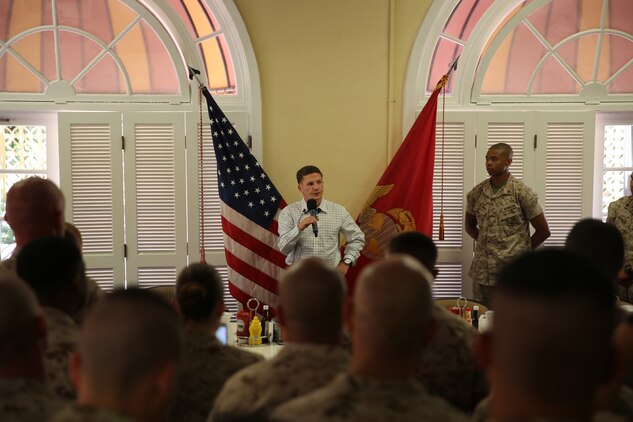 Corporal William K. Carpenter, Medal of Honor recipient, talks to Marines during lunch aboard Marine Corps Recruit Depot San Diego, June 23. Carpenter talked to the Marines and answered any questions they had for him such as why he decided to join the Marine Corps and what he has planned for the future.