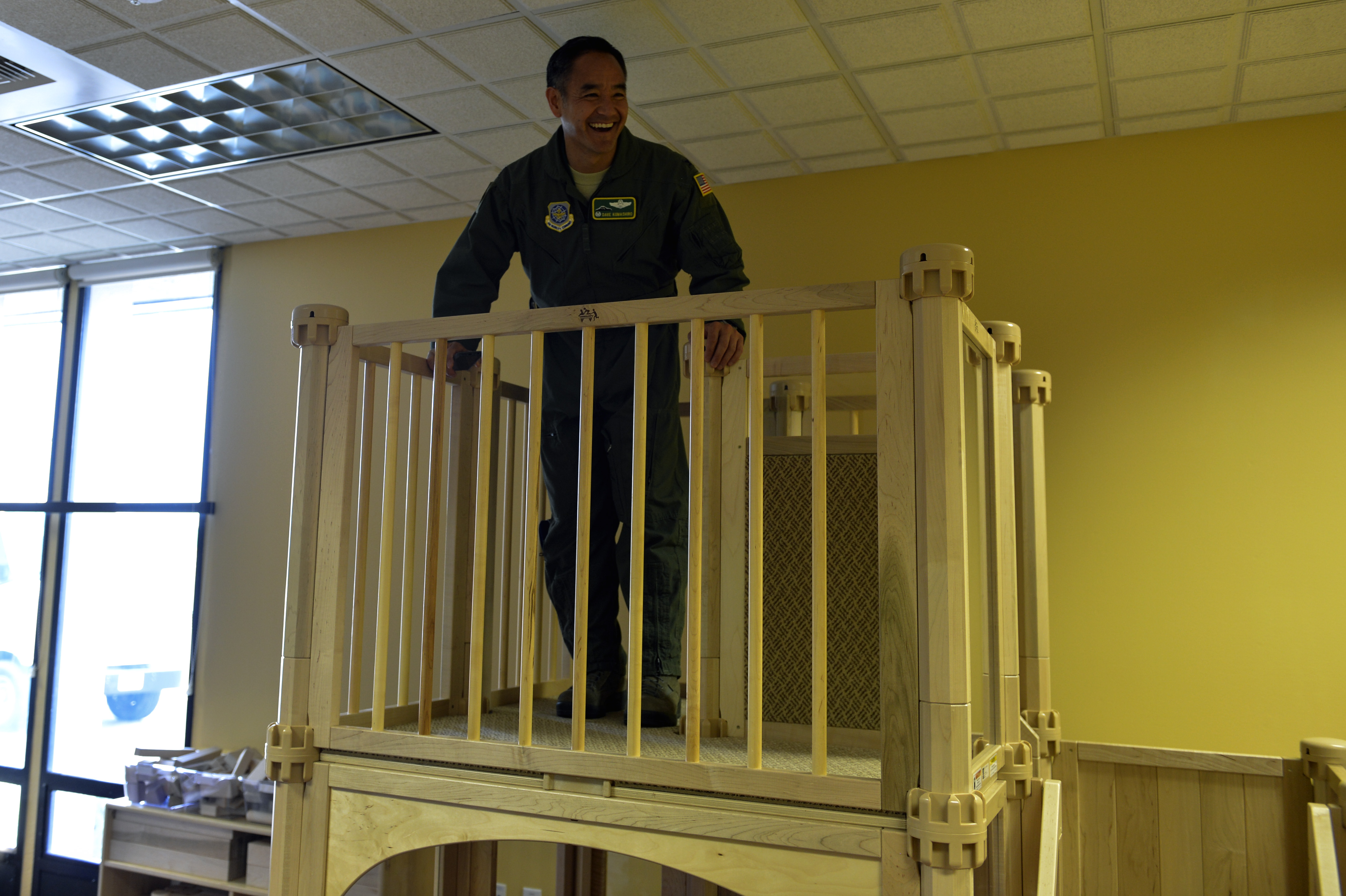 McChord Field passenger terminal opens new family lounge > Air Mobility