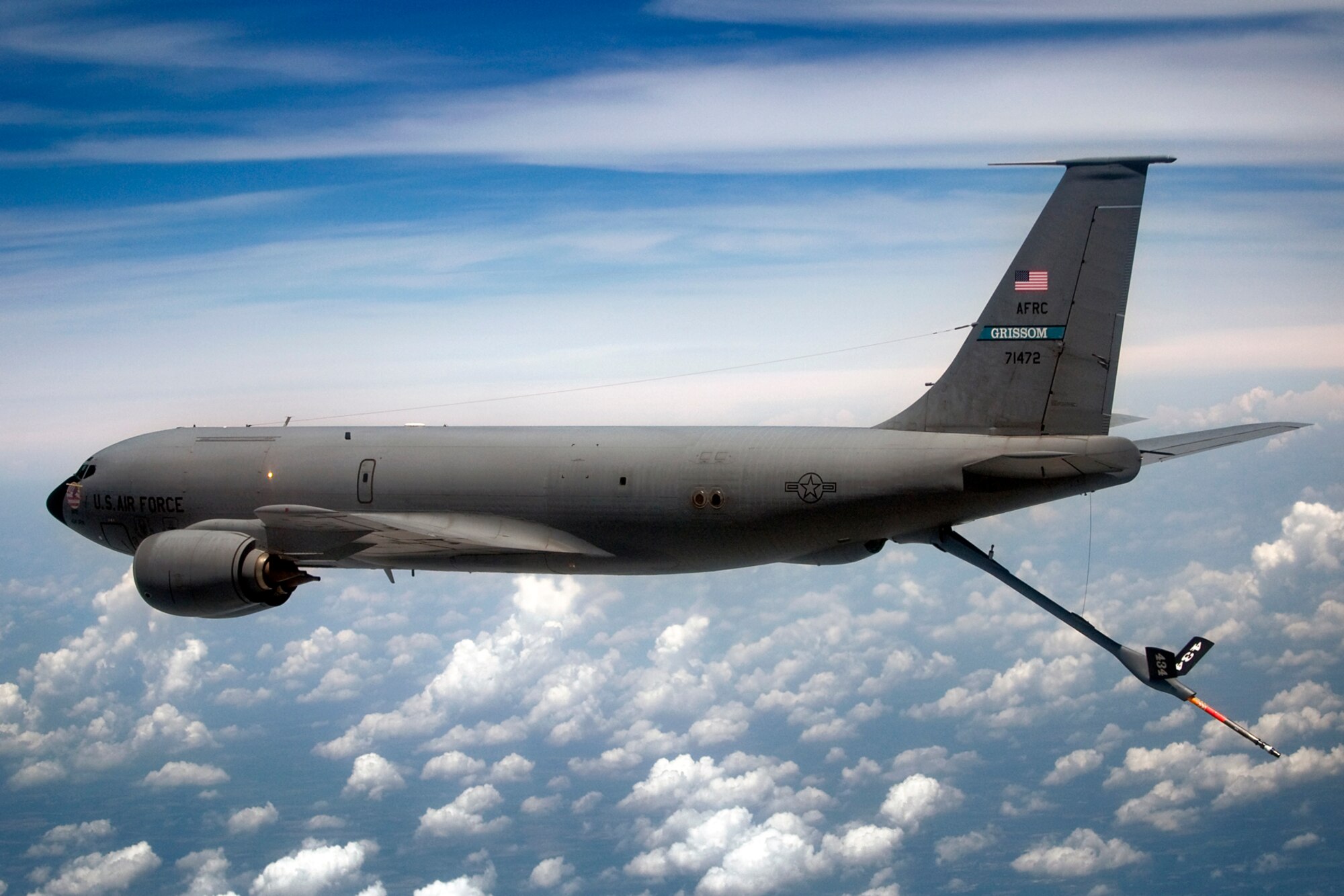 A KC-135R Stratotanker from the 434th Air Refueling Wing at Grissom Air Reserve Base, Ind., flies over Ohio shortly after refueling a C-17 Globemaster III from the 445th Airlift Wing at Wright-Patterson Air Force Base, Ohio, June 18, 2014. The main mission of the KC-135 is to provide inflight refueling to long-range bomber, fighter and cargo aircraft. (U.S. Air Force photo/Tech. Sgt. Mark R. W. Orders-Woempner)