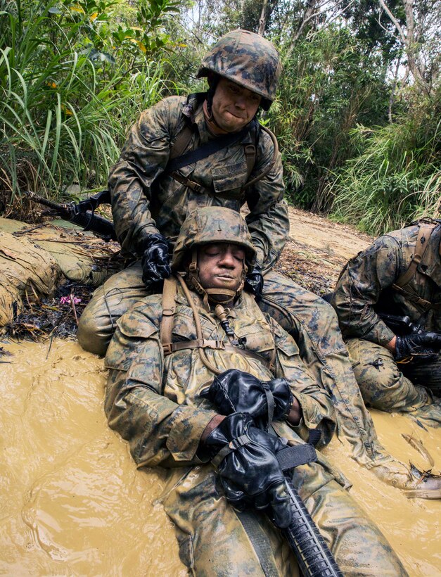 U S Marine Corps Cpl James E King Top Pulls Lance Cpl Laquan K