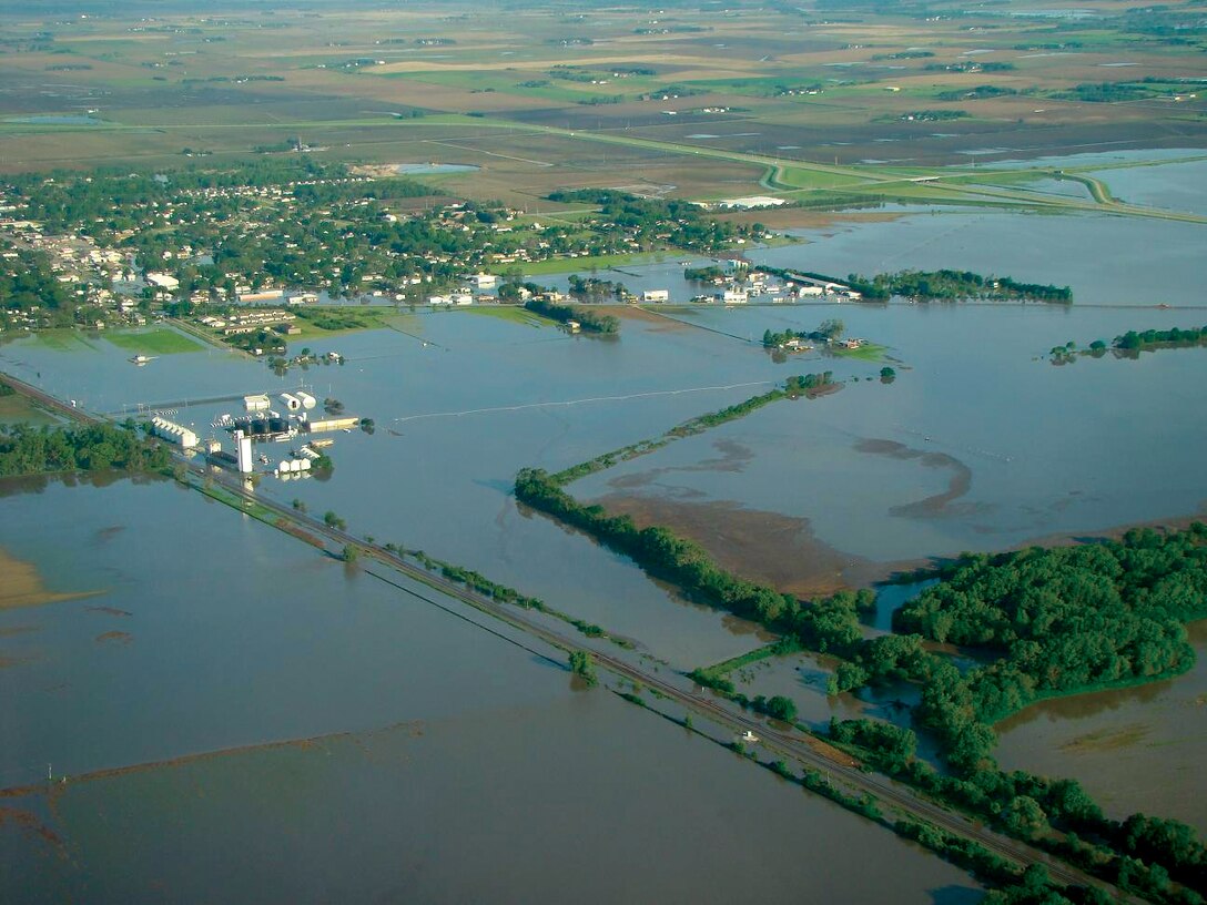 Shell Creek flooding May 31, 2008, looking northwest from near its the confluence 
with the Platte River. Photo courtesy of Nebraska State Patrol.
