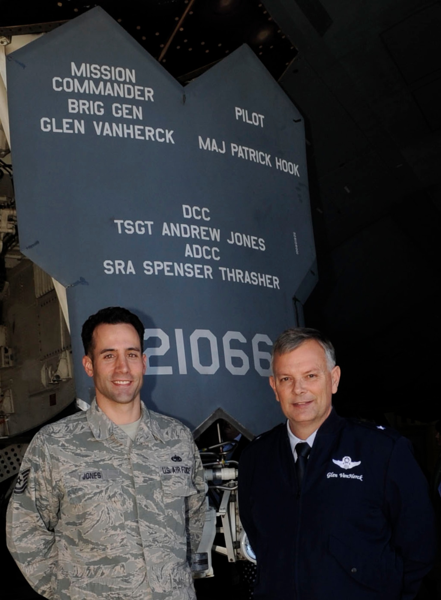 Brig. Gen. Glen VanHerck, 509th Bomb Wing commander, stands next to Tech. Sgt. Andrew Jones, 509th Aircraft Maintenance Squadron dedicated crew chief for the B-2 Spirit bomber “Spirit of America,” after the unveiling of the general’s name on the aircraft. This aircraft is the wing commander’s flagship. (U.S. Air Force photo by Staff Sgt. Alexandra M. Boutte/Released)