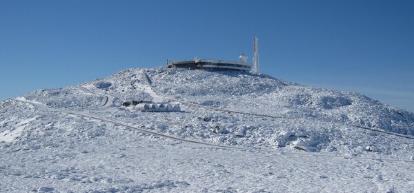 A look up at the Mount Washington Observatory.
