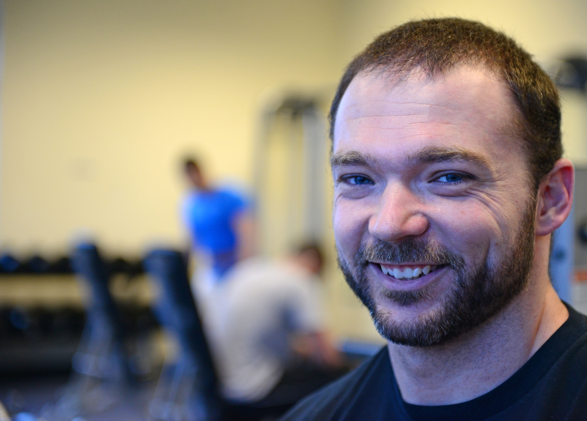 Mike Tuchscherer, a competitive powerlifter, broke the International Powerlifting world record in deadlift with an 819-pound lift during the Arnold Sports Festival in Columbus, Ohio. Tuchscherer, a family member and prior active duty Air Force officer living in Aviano, has been competing in the Arnold Sports Festival since 2008. (U.S. Air Force photo/ Senior Airman Matthew Lotz)