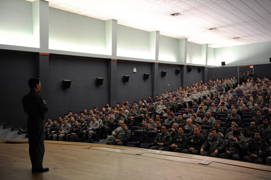 Republic of Korea Air Force Lt. Gen. Choi, Cha-Kyu, commander of ROK Air Force Operations Command, thanks ROK and U.S. forces for their participation in Exercise Key Resolve 2014 at Osan Air Base March 7, 2014. Exercise Key Resolve 2014, a 10-day U.S. and Republic of Korea military training exercise, ended March 6, 2014. (U.S. Air Force photo/Airman 1st Class Omari Bernard)