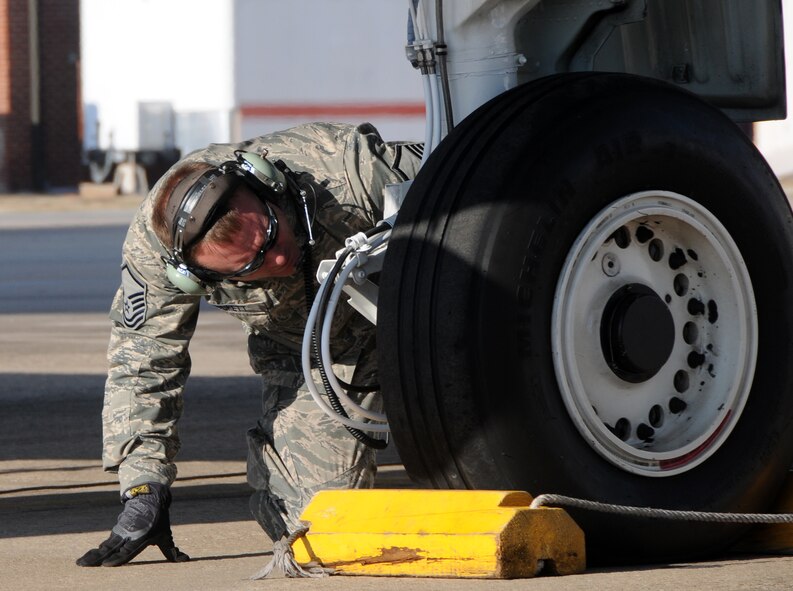 Master Sgt. Tony Crockett of the 188th Aircraft Maintenance Squadron conducts preflight inspections March 6, 2014. The A-10C Thunderbolt II “Warthog” (Tail No. 216) was delivered to Moody Air Force Base, Ga., as part of the 188th Fighter Wing’s conversion from the A-10 to a remotely piloted aircraft, intelligence and targeting mission. The 188th has six remaining A-10s on station. (U.S. Air National Guard photo by Senior Airman John Hillier/released)
