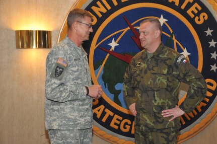 140310-F-SM465-008 BELLEVUE, Neb. (March 10, 2014) Maj. Gen. David Petersen, U.S. Strategic Command (USSTRATCOM) Mobilization Assistant to the Deputy Commander speaks with Maj. Gen. Miroslav Zizka, First Deputy Chief of the General Staff of the Czech Armed Forces during Zizka&#039;s visit to USSTRATCOM. USSTRATCOM personnel provided Zizka an overview of missions, capabilities, and deterrence responsibilities through a series of discussions and office calls. (U.S. Air Force photo by Steve Cunningham/Released)