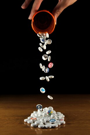 A  study by Harvard University shows evidence as to why social media platforms such as Facebook and Twitter are so popular and highly addictive for many people.Through a series of experiments, the researchers at Harvard learned through the study that the act of disclosing information about oneself activates the same part of the brain that is associated with the sensation of pleasure, the same pleasure that we get from eating food or spending money. (U.S. Air Force illustration/ Staff Sgt. Christopher Griffin)