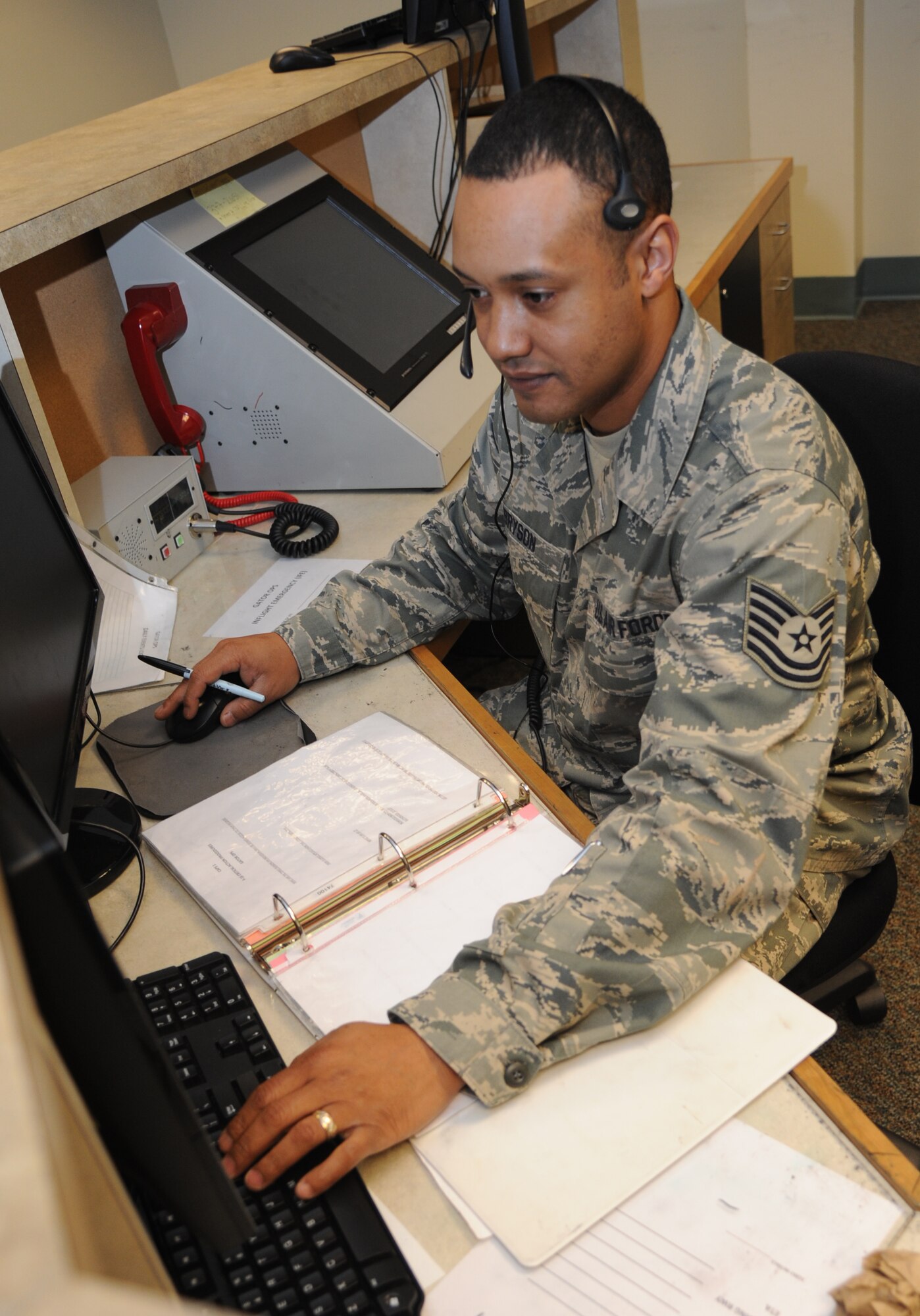 Tech. Sgt. Lawrence Bryson, 334th Training Squadron, prepares for his final exam in the aviation resource management apprentice course March 12, 2014, at Cody Hall, Keesler Air Force Base, Miss.  Bryson, from Staten Island, New York, will return to his reserve unit at Joint Base McGuire-Dix-Lakehurst, N.J. (U.S. Air Force photo by Kemberly Groue)