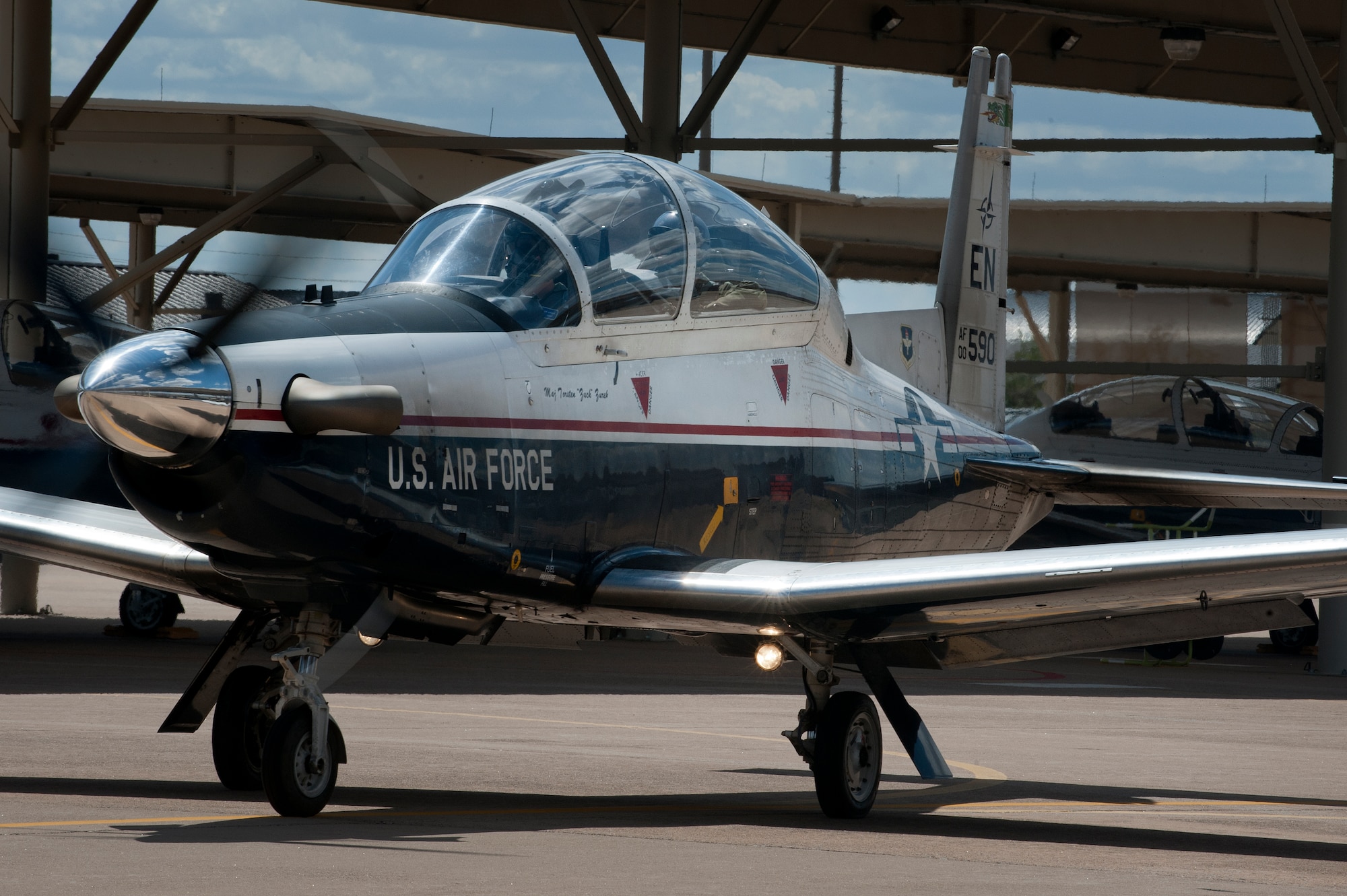 The T-6A Texan II is a single-engine, two-seat primary trainer designed to train Joint Primary Pilot Training, or JPPT, students in basic flying skills common to U.S. Air Force and Navy pilots. 
