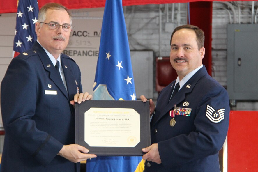 A retirement ceremony was held at Hangar 1 for Tech Sgt. Larry Link from the 932nd Airlift Wing's Maintenance Group, during the March unit training assembly. The 932nd Airlift Wing, an Air Force Reserve flying unit is located at Scott Air Force Base, Il. The 932nd AW is an Air Force Reserve unit that flies the C-40C. (U.S. Air Force Photo/ Staff Sgt. Meiko Schill)


