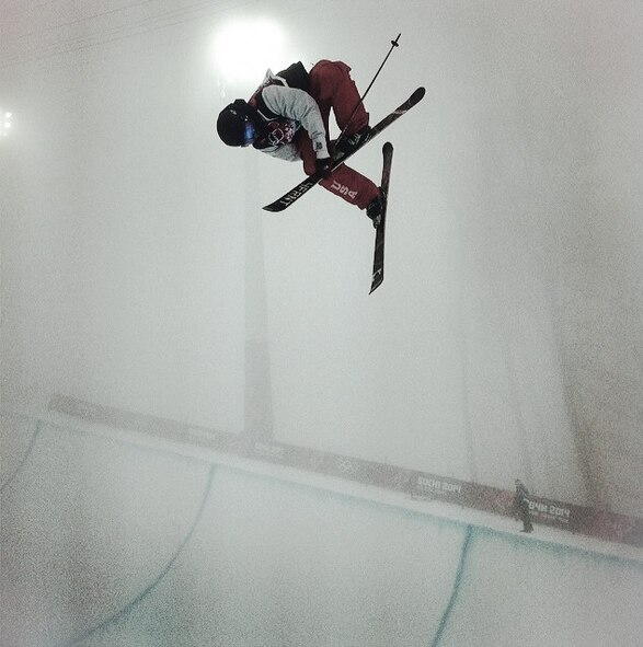 David Wise takes a run on the Olympic halfpipe in Sochi, Russia, Feb. 17, 2014. Wise, a freestyle skier from Reno, Nev., won a gold medal during the Olympic debut of men’s freestyle halfpipe skiing in Sochi, Russia. (Courtesy photo)

