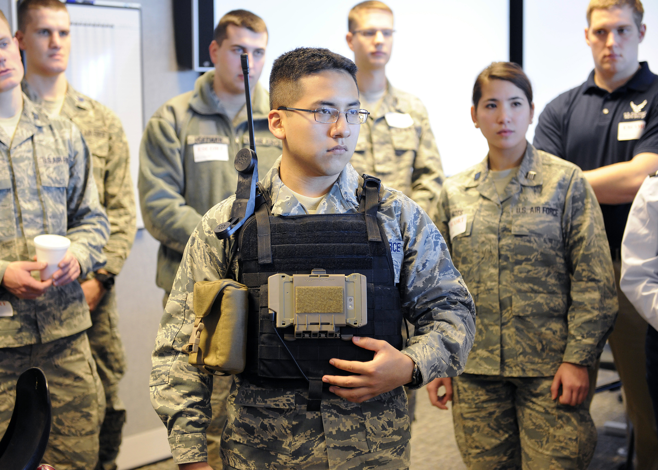 College, high school cadets visit Information Directorate > Wright ...