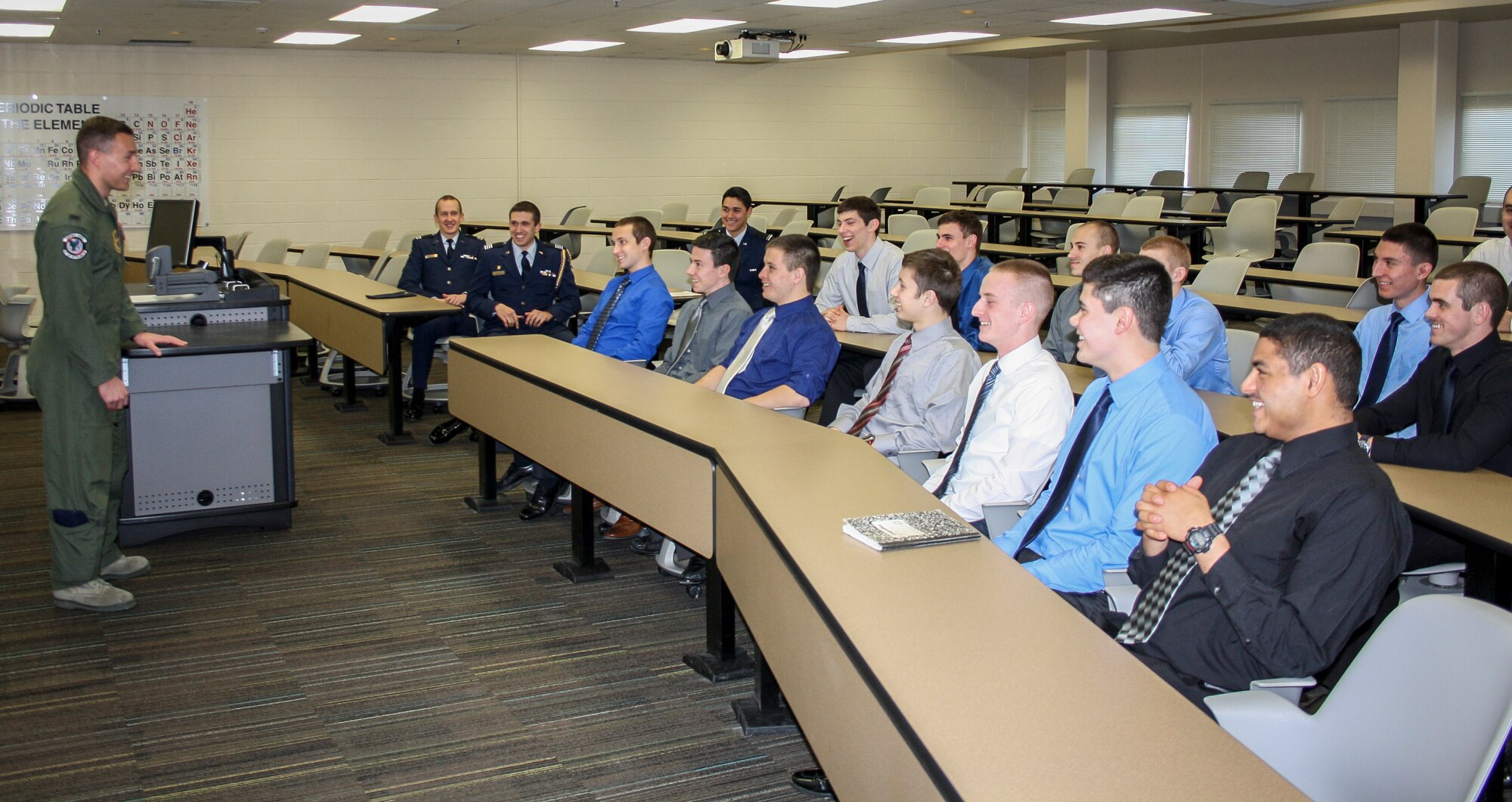 1st Lt. Taylor Ellington, a 92nd Air Refueling Squadron pilot, speaks with cadets from Air Force Reserve Officer Training Corps Detachment 905 at the University of Idaho in Moscow, Idaho, March 13, 2014. Ellington was one of five lieutenants from Fairchild Air Force Base, Wash., who went to speak about their Air Force jobs and the transition from ROTC to active duty for the detachment’s career day. (U.S. Air Force photo by Cadet Molly A. Wakeling/Released)
