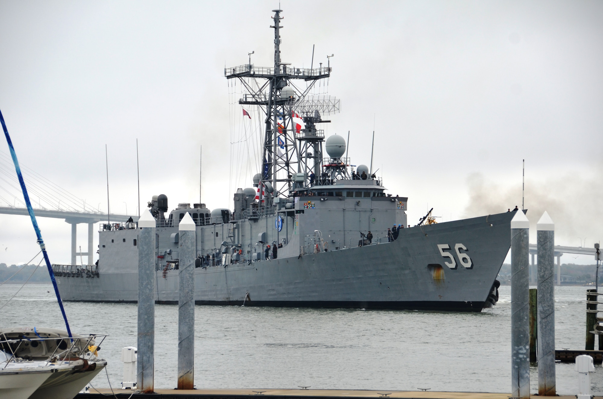 USS Simpson (FFG 56) briefly visited Charleston, S.C., March 19, 2014, as the ship and crew prepare to return to their homeport of Naval Station Mayport, Fla., following a routine deployment. The Simpson moored at Union Pier Terminal in downtown Charleston to embark family members to ride the ship back to Mayport as part of the Navy’s Tiger Cruise Program. A Tiger Cruise provides the opportunity for the crewmembers’ family and friends to see what the U.S. Navy does on a day to day basis. Per naval instruction, a Tiger is usually any relative or friend (but not girlfriend/boyfriend, fiancée or spouse) of a crew member. (U.S. Air Force photo/Eric Sesit)

