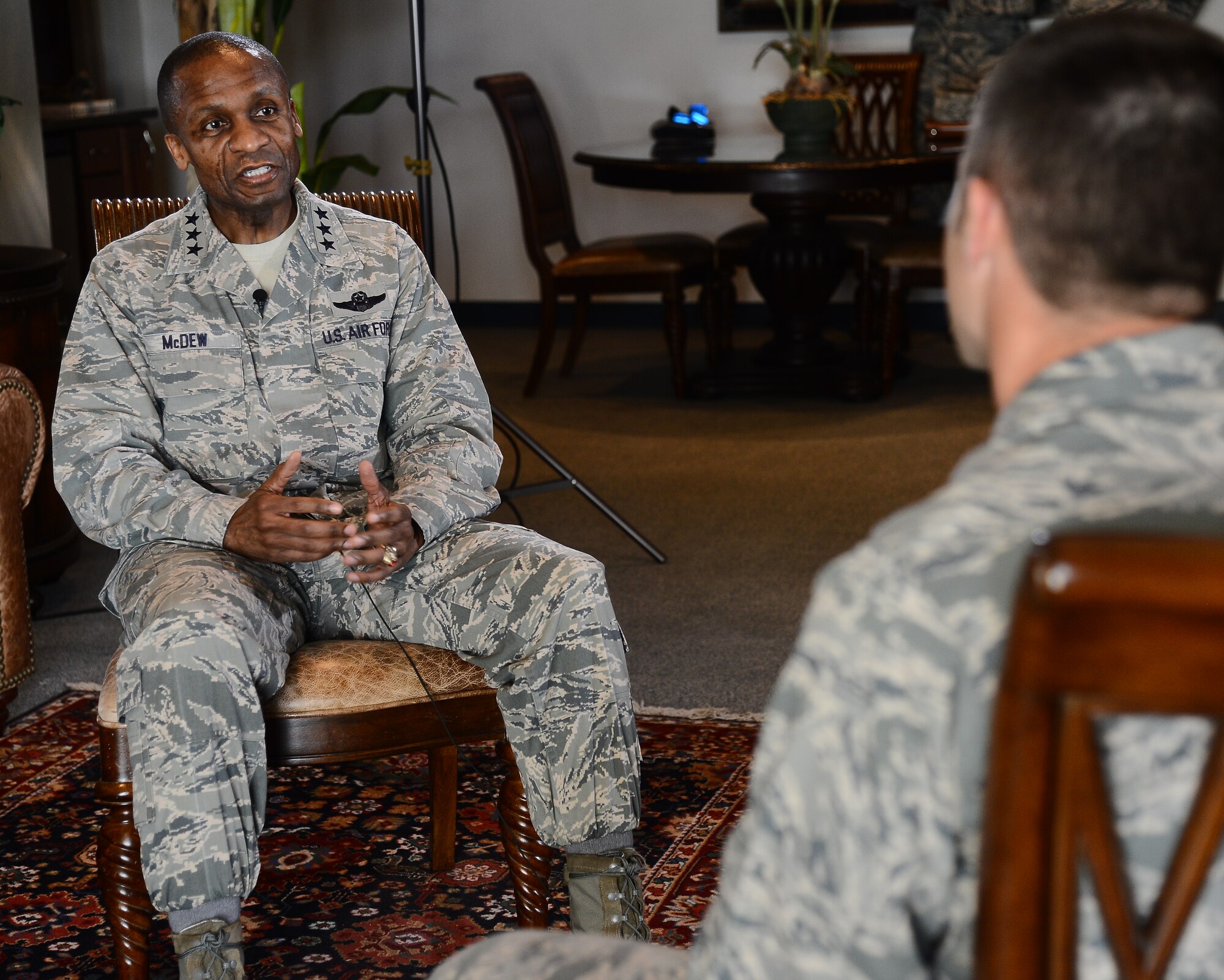 2nd Lt. Patrick Gargan, 6th Air Mobility Wing public affairs officer, interviews Lt. Gen. Darren McDew, 18th Air Force commander, at MacDill Air Force Base, Fla., March 12, 2014. The interview went over McDew’s view on leadership and communication. (U.S. Air Force photo by Airman 1st Class Tori Schultz/Released)