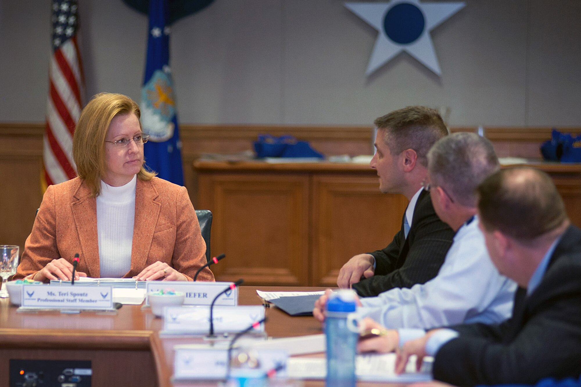 HANSCOM AIR FORCE BASE, Mass. -- Teri Spoutz, a Senate Appropriations
Committee - Defense professional staffer, goes over Tactical Air Control
Party Modernization efforts and funding requirements with Rob Bubello, the
TACP-M program manager, here March 20. The review was part of the "Staffer
Days" reviews normally conducted in Washington D.C. but conducted on site at
Wright-Patterson AFB, Ohio, and Hanscom this year. (U.S. Air Force photo by Rick Berry)
