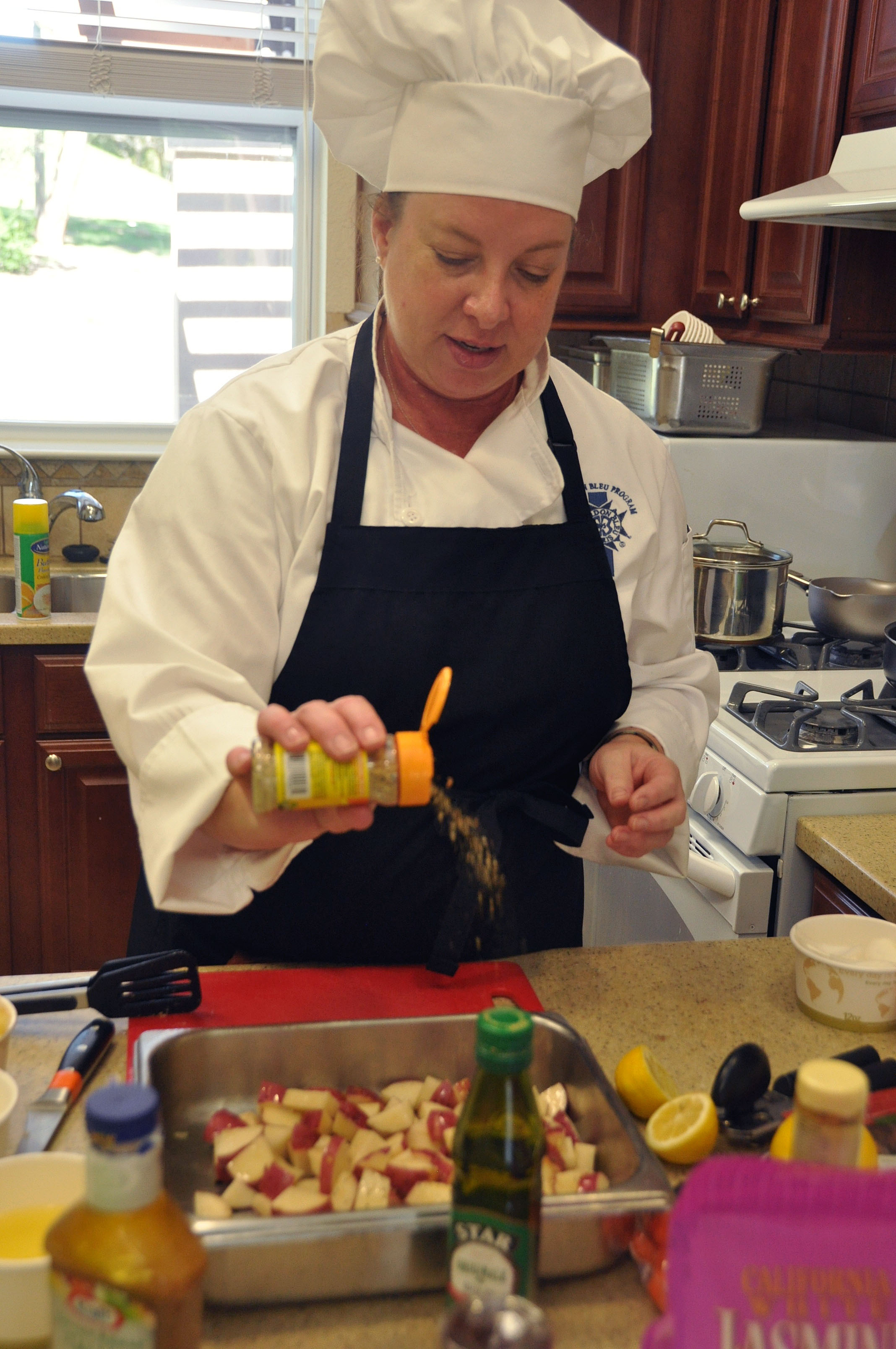 National Nutrition Month: Chef displays healthy cooking &gt; Travis 