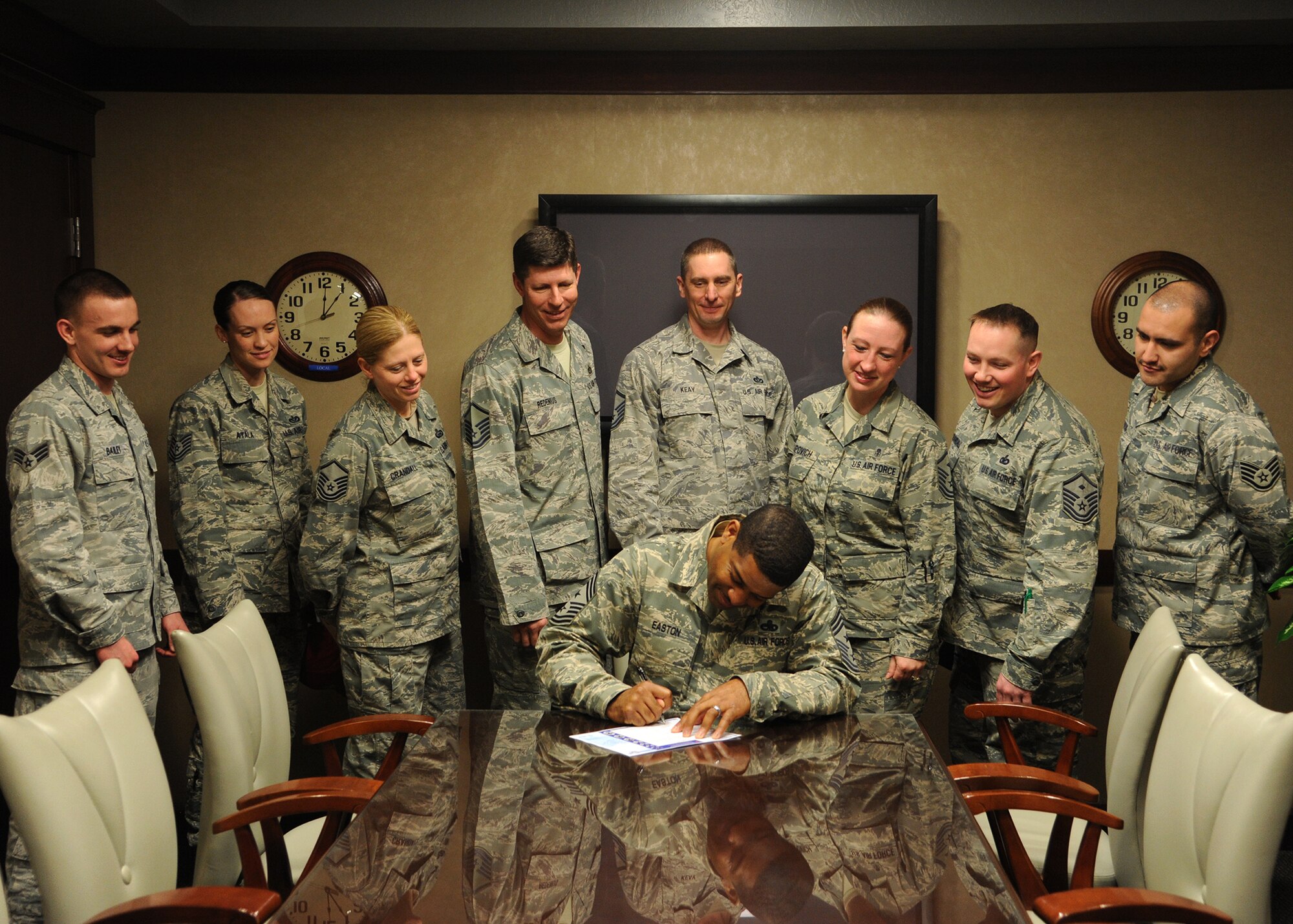 AFSA Airmen helping Airmen > Malmstrom Air Force Base > Display