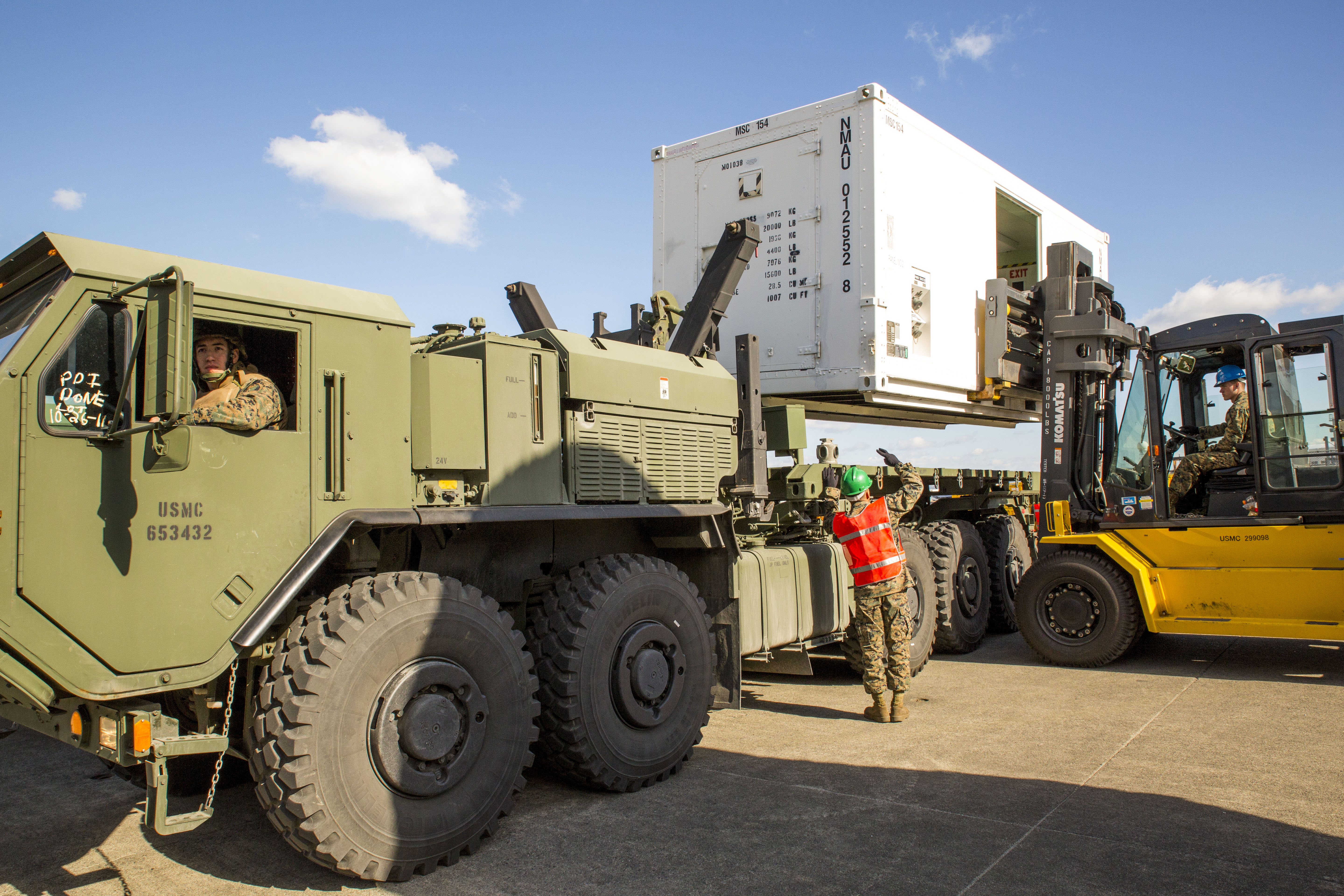 MWSS171 drivers, operators assist in MALS12 movement > Marine Corps