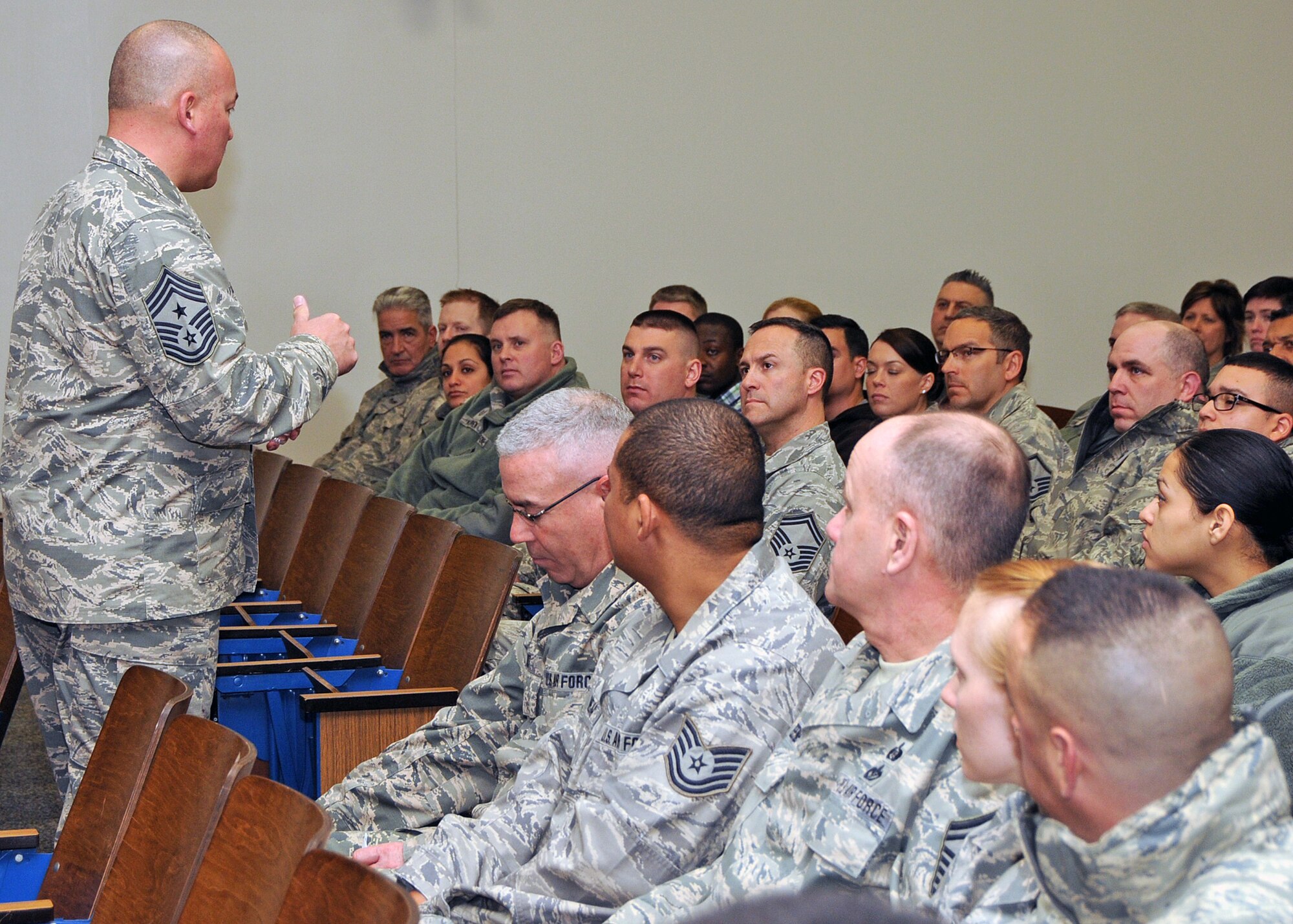 Chief Master Sergeant Brush, Senior Enlisted Advisor to the Chief, National Guard Bureau, held a town hall meeting with the Enlisted men and women of the 143d Airlift Wing and the 102d Network Warfare Squdron during his visit to Quonset Air National Guard Base. National Guard photo by Master Sgt Janeen Miller (RELEASED)