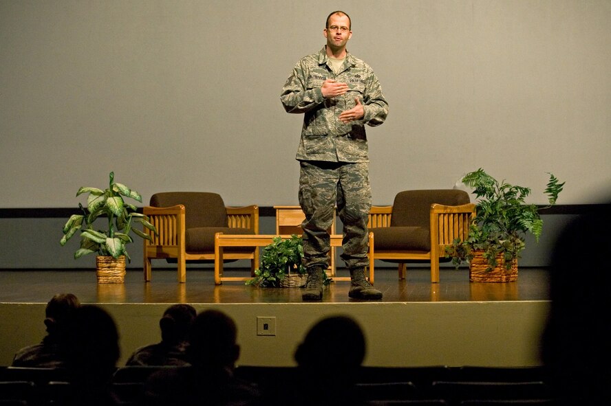 Tech. Sgt. Phillip Butterfield, 4th Fighter Wing public affairs NCO in charge of community engagement, discusses his battle with alcoholism during a storytelling forum entitled “Every Airman Has a Story”, March 14, 2014, at Seymour Johnson Air Force Base, N.C. Airmen who overcame obstacles through resilience shared their stories during the event, which was held in conjunction with the wing’s Comprehensive Airman Fitness activities. (U.S. Air Force photo/Airman 1st Class Aaron J. Jenne)