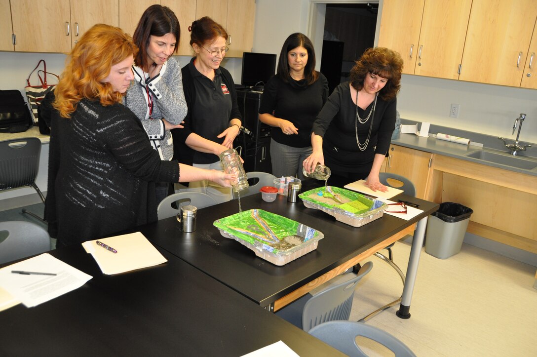 This year, as part of the Corps of Engineers STEM initiative, the Buffalo District has partnered with the Niagara Falls School District to provide Flash Teacher Trainings in each District school with a completed STEM classroom.  The first training took place at GJ Mann Elementary School, Niagara Falls, NY, when four Buffalo District Team members presented to an audience of approximately 20 teachers, March 25, 2014. 