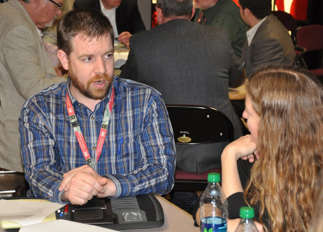 Marcus Palmer, Walla Walla District’s chief of general engineering, talks about architect-engineer contracts during a roundtable discussion at the Corps’ “Industry Day” seminar on March 25 in Walla Walla, Wash.