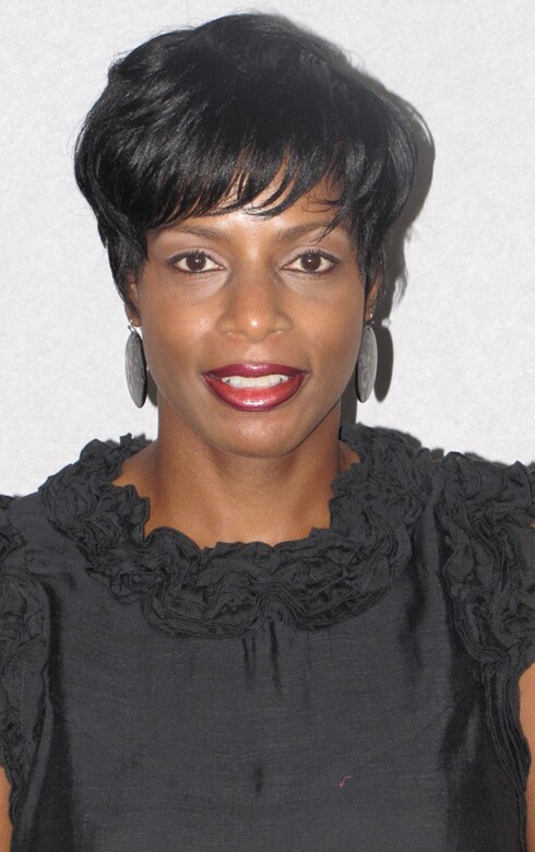 Tracy Lynch

