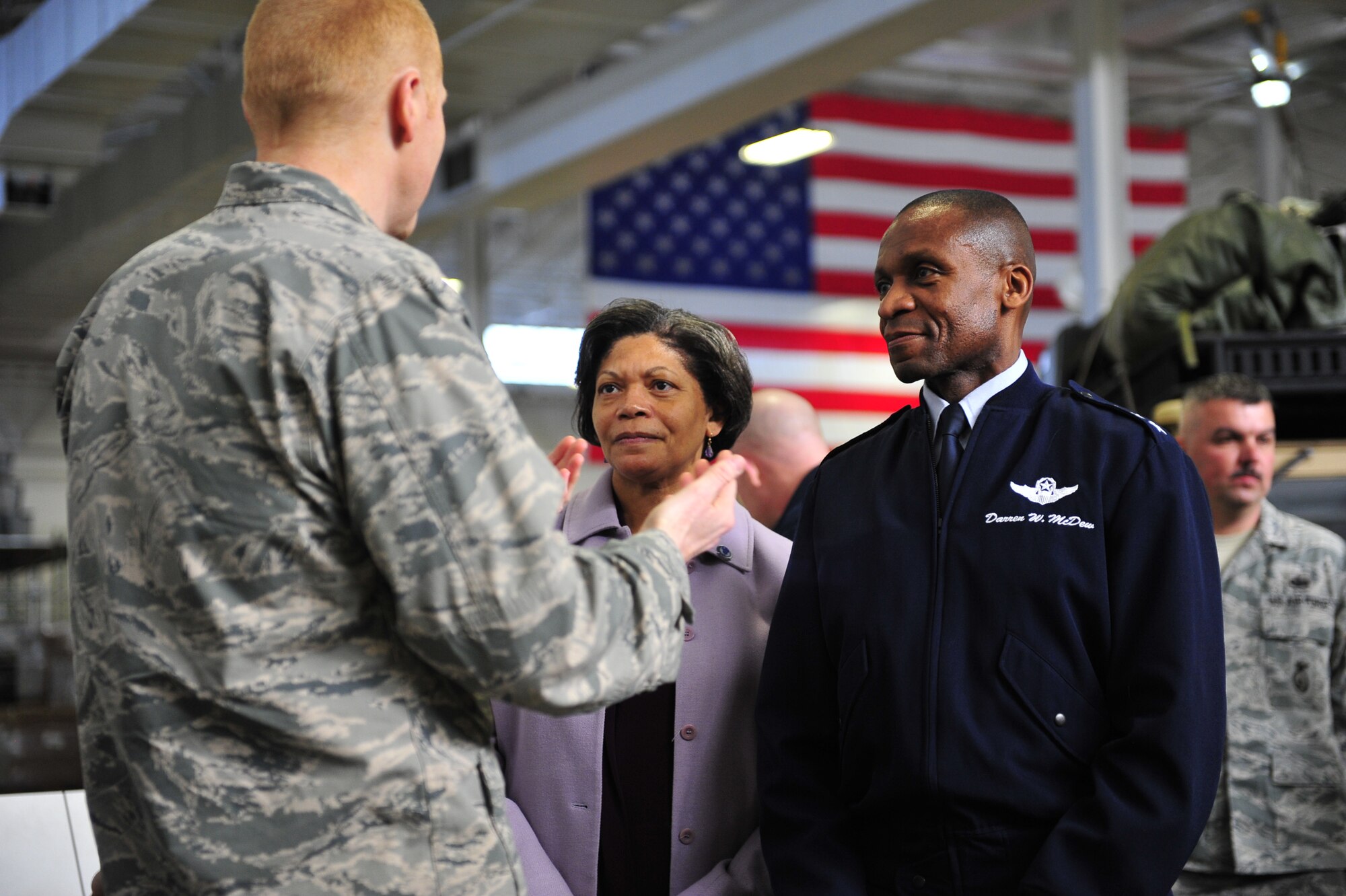 Maj. Jesper Stubbendorff, 817 Global Mobility Squadron, speaks to Lt. Gen. Darren McDew, 18th Air Force commander, during his visit to the 621st Contingency Response Wing at the Global Reach Deployment Center at Joint Base McGuire-Dix-Lakehurst, N.J., Mar. 26. The visit to the CRW was just one of many stops made by McDew including the 87th Air Base Wing, 305th Air Mobility Wing, and the Expeditionary Center. (U.S. Air Force photo by Staff Sgt. Gustavo Gonzalez)