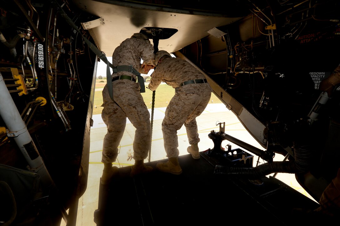 U.S. Marines of Special-Purpose Marine Air-Ground Task Force Crisis Response conduct helicopter rope suspension training aboard Moron Air Base, Spain, March 27, 2014. The training maintains and enhances SP-MAGTF Crisis Response's ability to rapidly respond to a broad range of crises throughout the U.S. Africa Command area of responsibility. (U.S. Marine Corps photo by Lance Cpl. Alexander Hill/Released)
