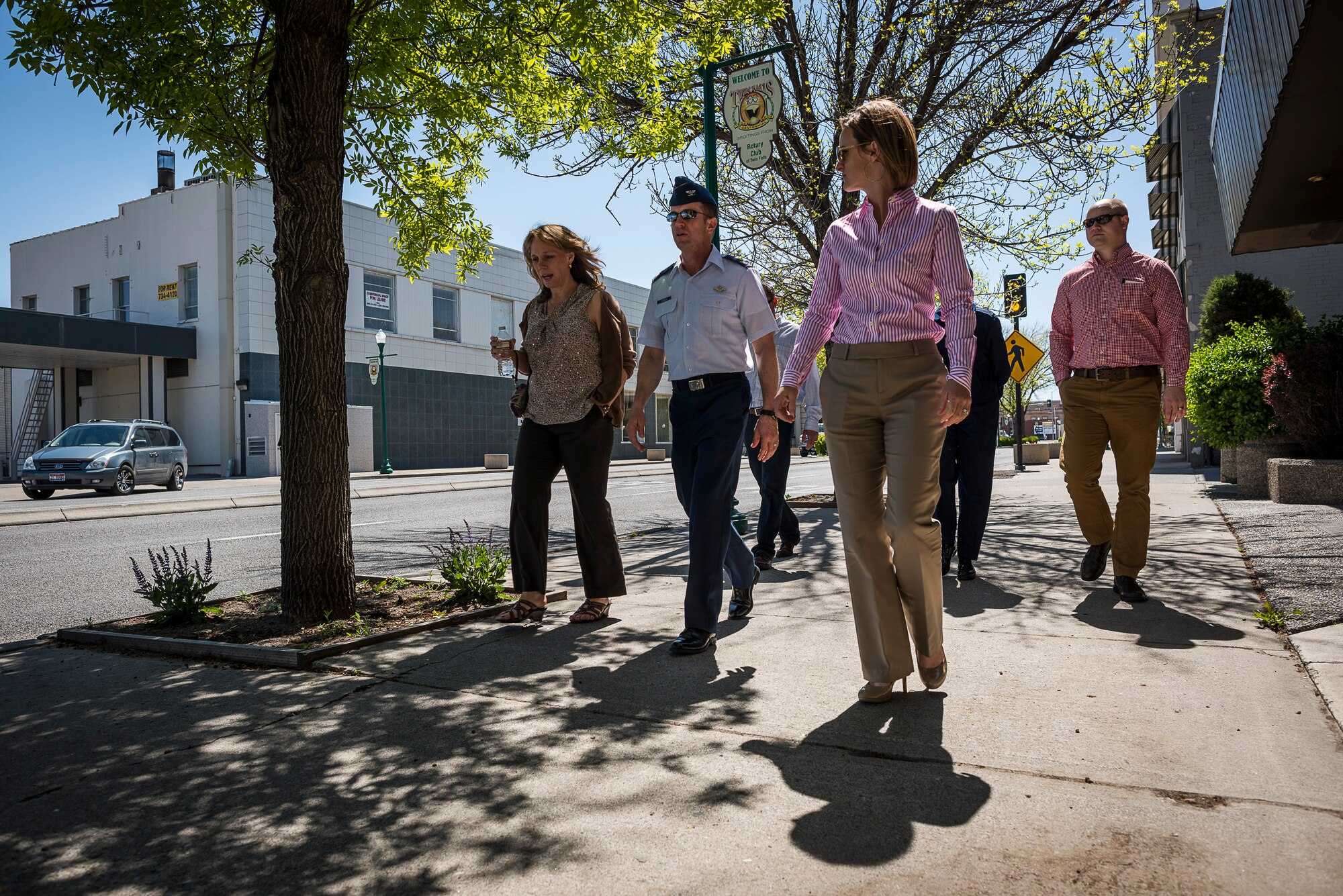 U.S. Air Force Col. Dave Iverson, 366th Fighter Wing commander, walks with community leaders in Twin Falls, Idaho, April 30, 2014. (U.S. Air Force photo by Tech. Sgt. Samuel Morse)