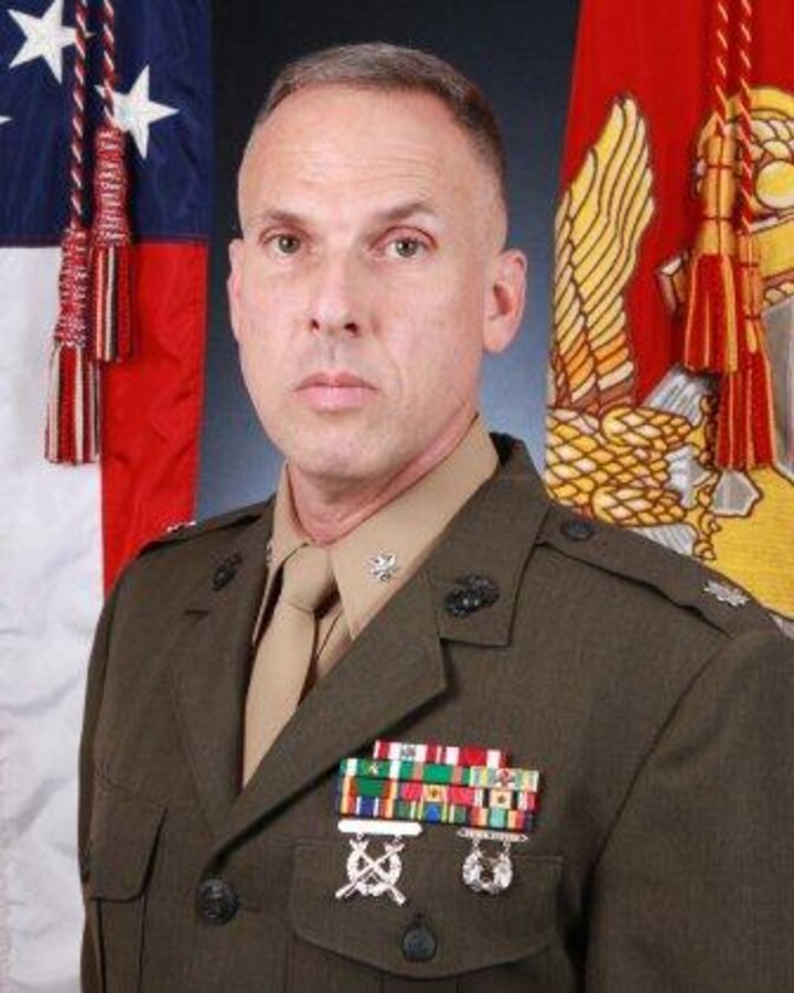 BIO PHOTO, COMMANDING OFFICER PERSONNEL ADMINISTRATION SCHOOL