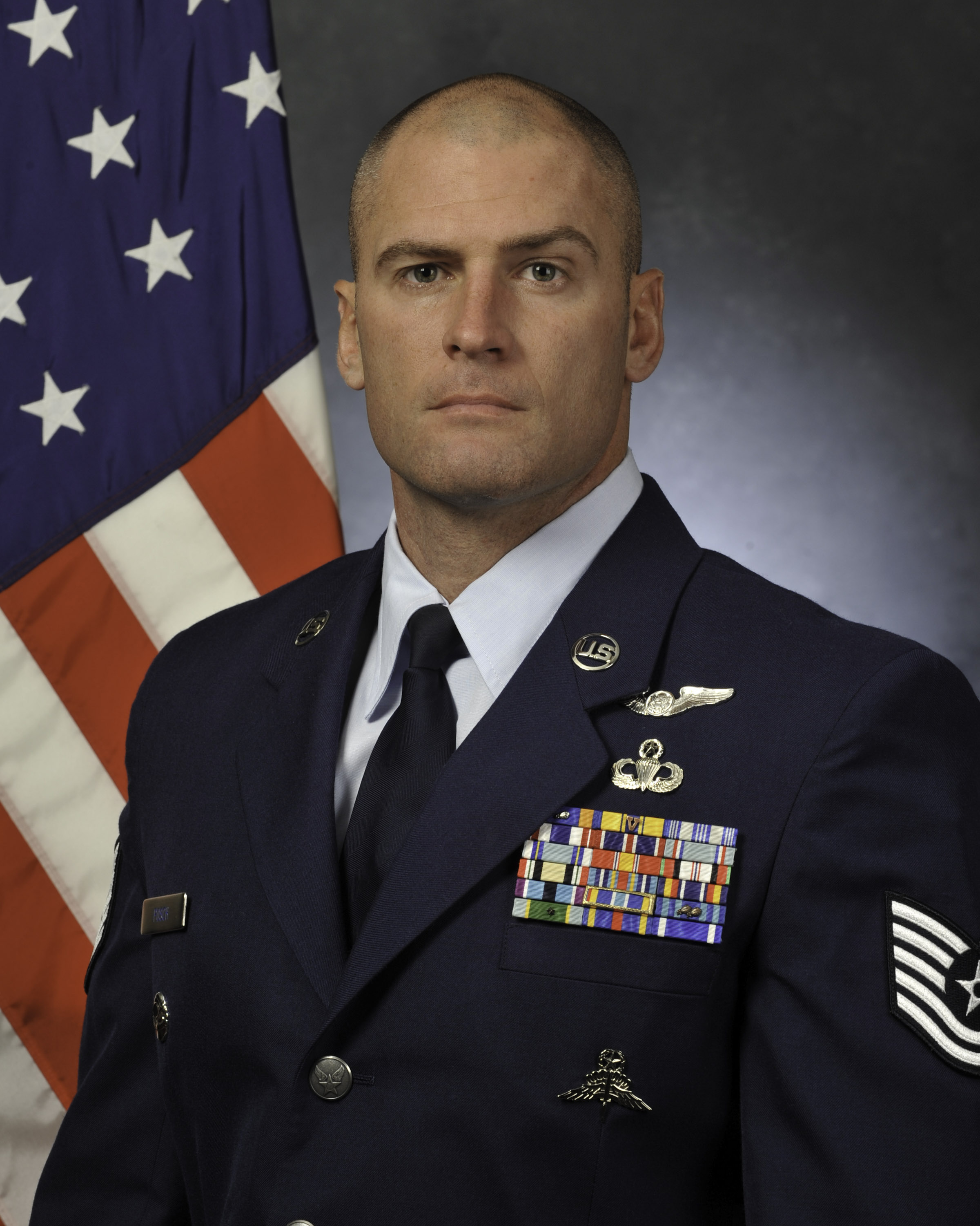 Pararescueman named Air Force 2013 Outstanding NCO of the Year