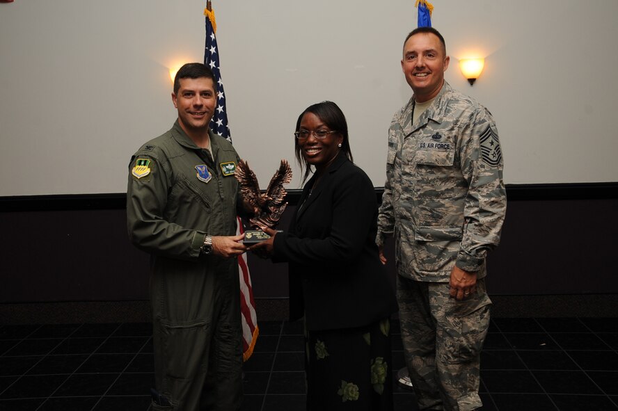 Jennifer Washington, 2nd Bomb Wing, Civilian, GS-08 and Below of the Quarter. (U.S. Air Force photo/Staff Sgt. Sean Martin)