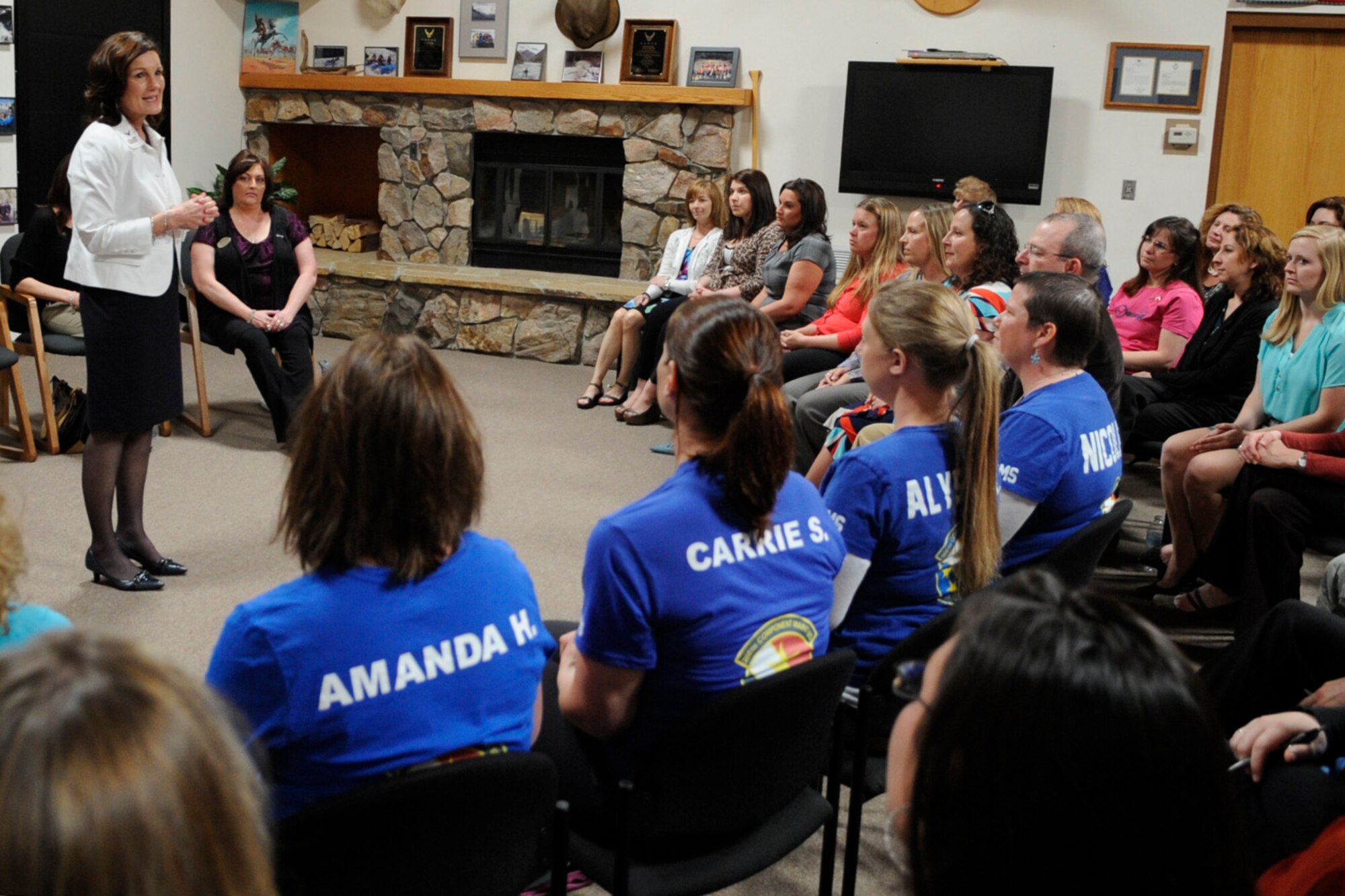 Betty Welsh, the wife of Air Force Chief of Staff Gen. Mark A. Welsh III, speaks with senior leaders and key spouses, May 1, 2014, at Mountain Home Air Force Base, Idaho. Welsh spoke to leaders and key spouses about the base's spouse
programs and addressed important issues and resolutions during their visit to Mountain Home. (U.S. Air Force photo/Senior Airman Caitlin Guinazu)