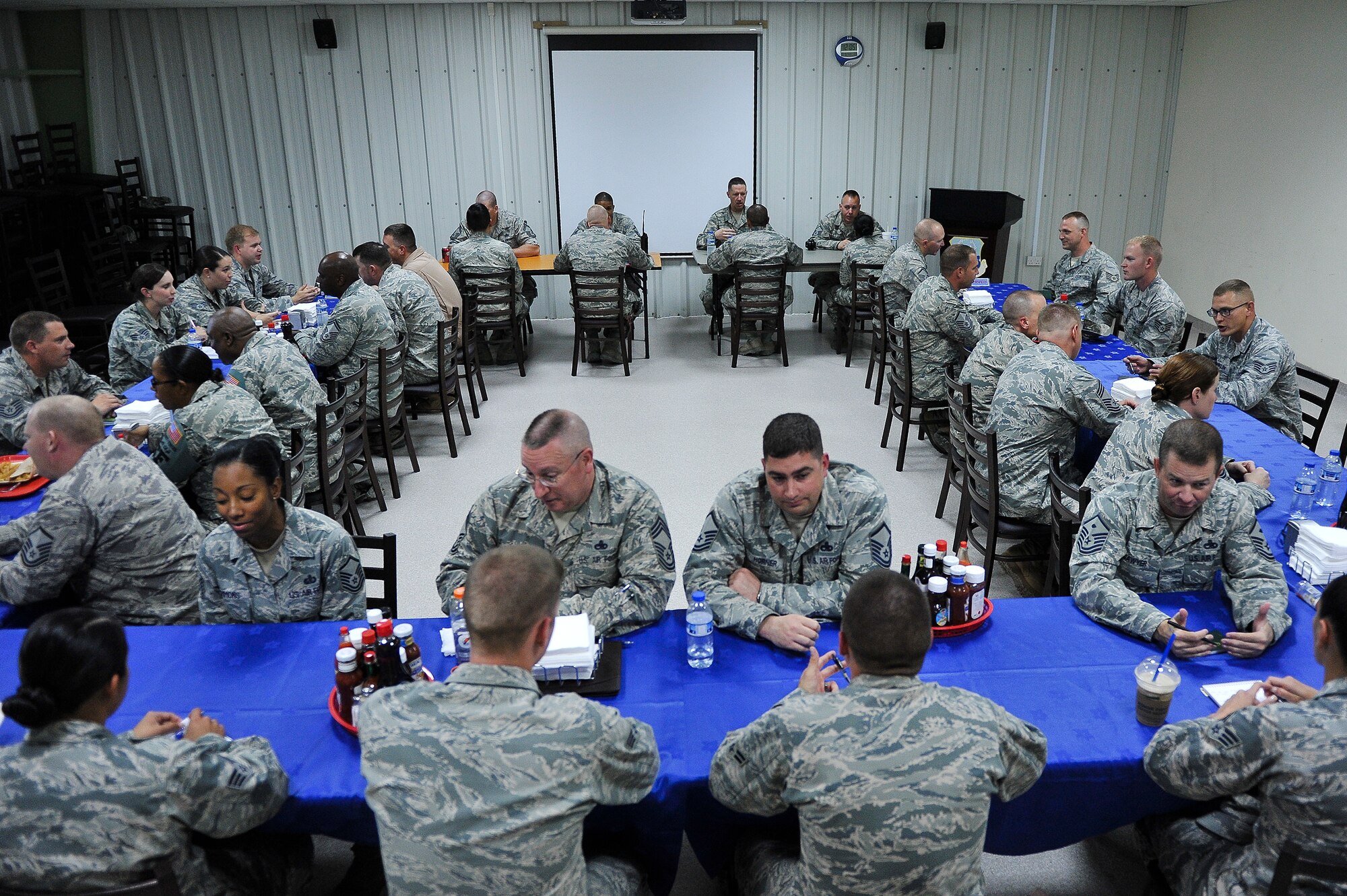 Airmen from the 380th Air Expeditionary Wing participate in a speed mentorship event May 6, 2014, at an undisclosed location in Southwest Asia. The event borrows the concepts of speed dating to maximize participants’ exposure to a multitude of leadership styles. (U.S. Air Force photo byTech. Sgt. Russ Scalf/Released)