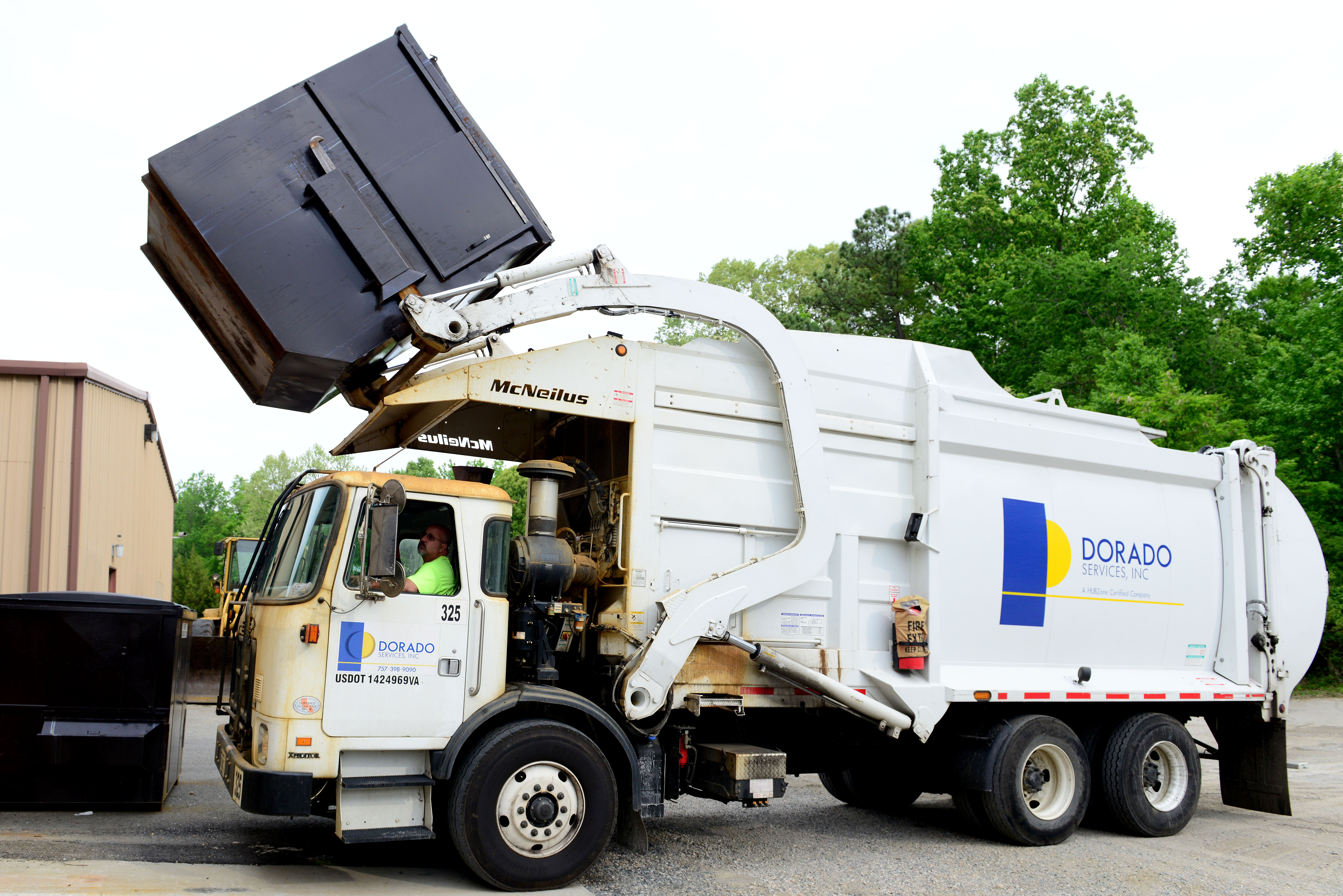 Eustis Wrangles Recycling Takes Out Trash Joint Base Langley