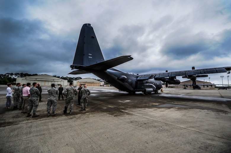 Afsoc Honors Outstanding Airmen Civilians Air Force Special Tactics 24 Sow Article Display