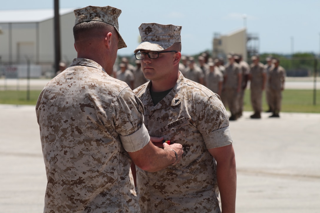 Marine Corps awards medal for heroism to local Reserve Marine