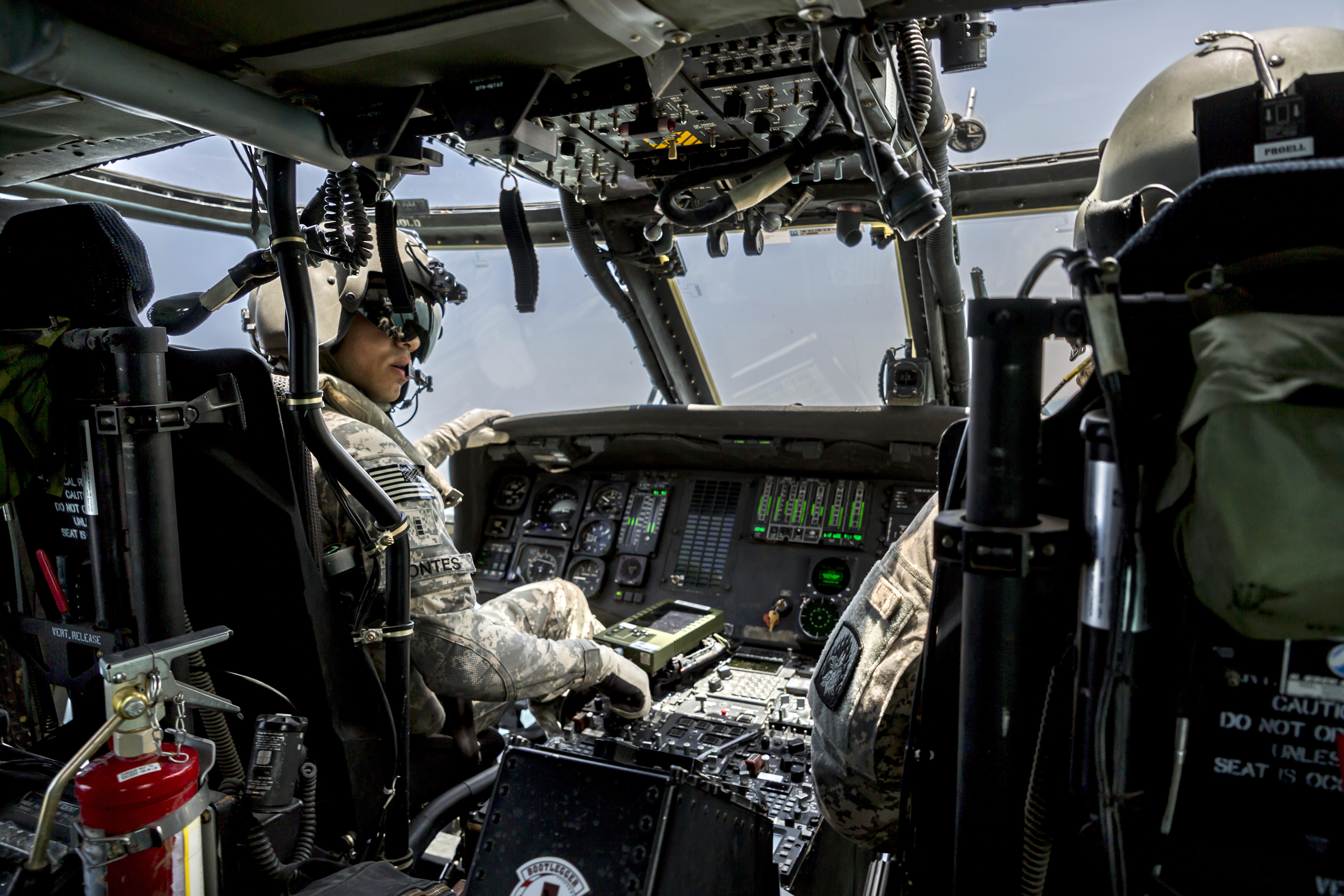 Differences in Helicopter Pilot Training