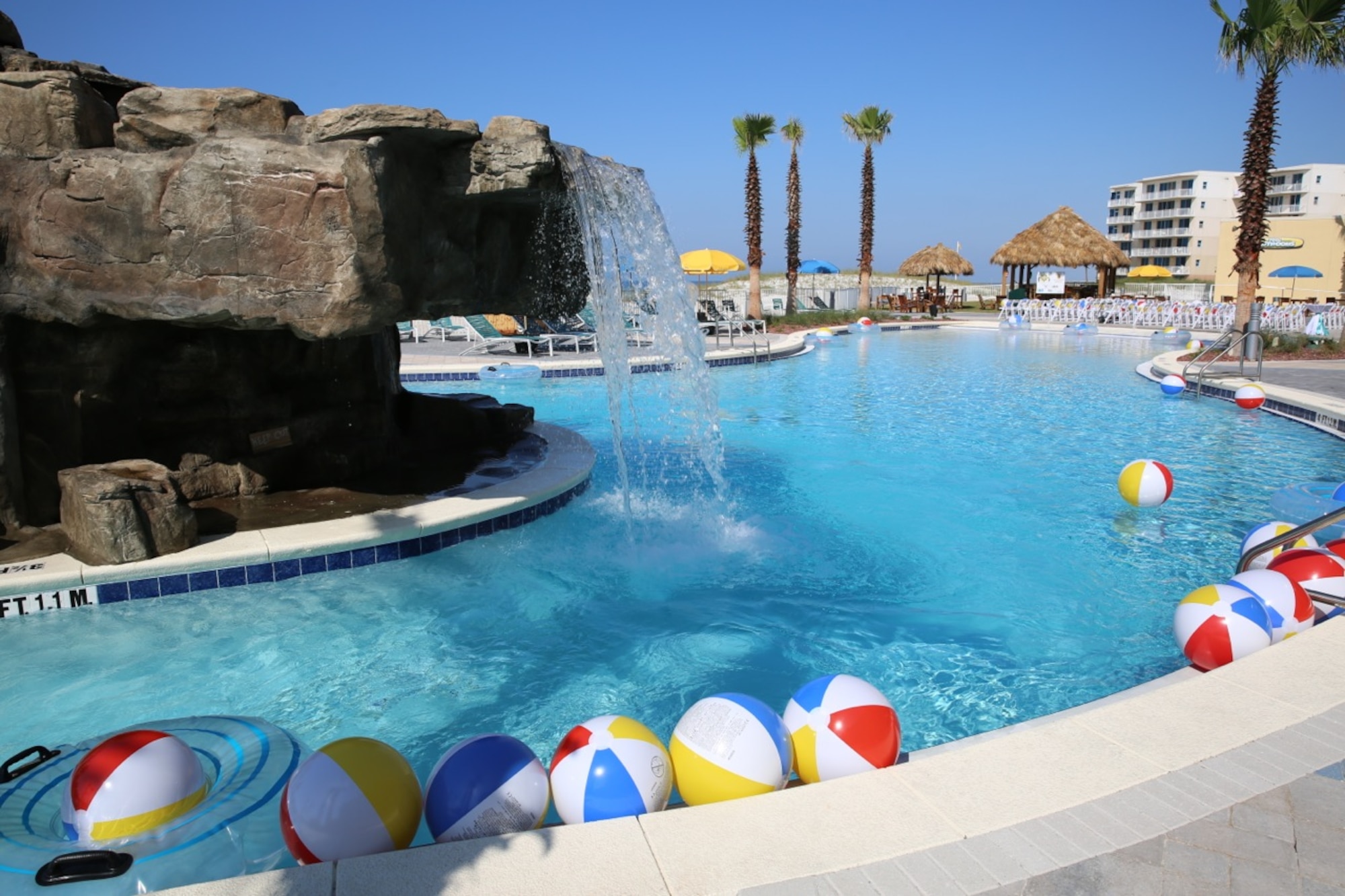 EGLIN AIR FORCE BASE, Fla. -- The Holiday Inn Destin West Resort is the first new hotel to open on Okaloosa Island in 15 years. The 152-room hotel, which is located on Eglin Air Force Base-property, boasts a lazy river, waterfalls and private balconies. Money generated from the lease agreement goes directly back to Eglin Air Force Base to fund infrastructure needs. (U.S. Air Force photo/Eddie Green/Released)