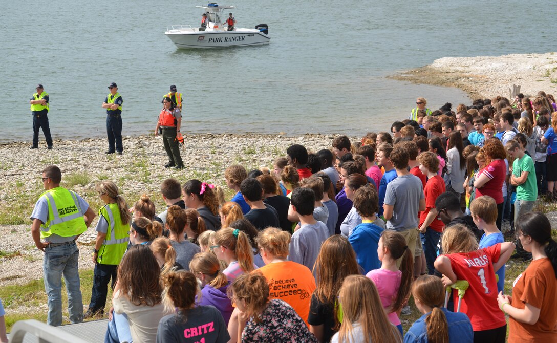250 students, parents and staff from Whitney Middle School viewed a simulated rescue and recovery operation at Walling Bend Park on Whitney Lake. This was part of a water safety program created by U.S. Army Corps of Engineers park rangers to discourage cliff jumping.