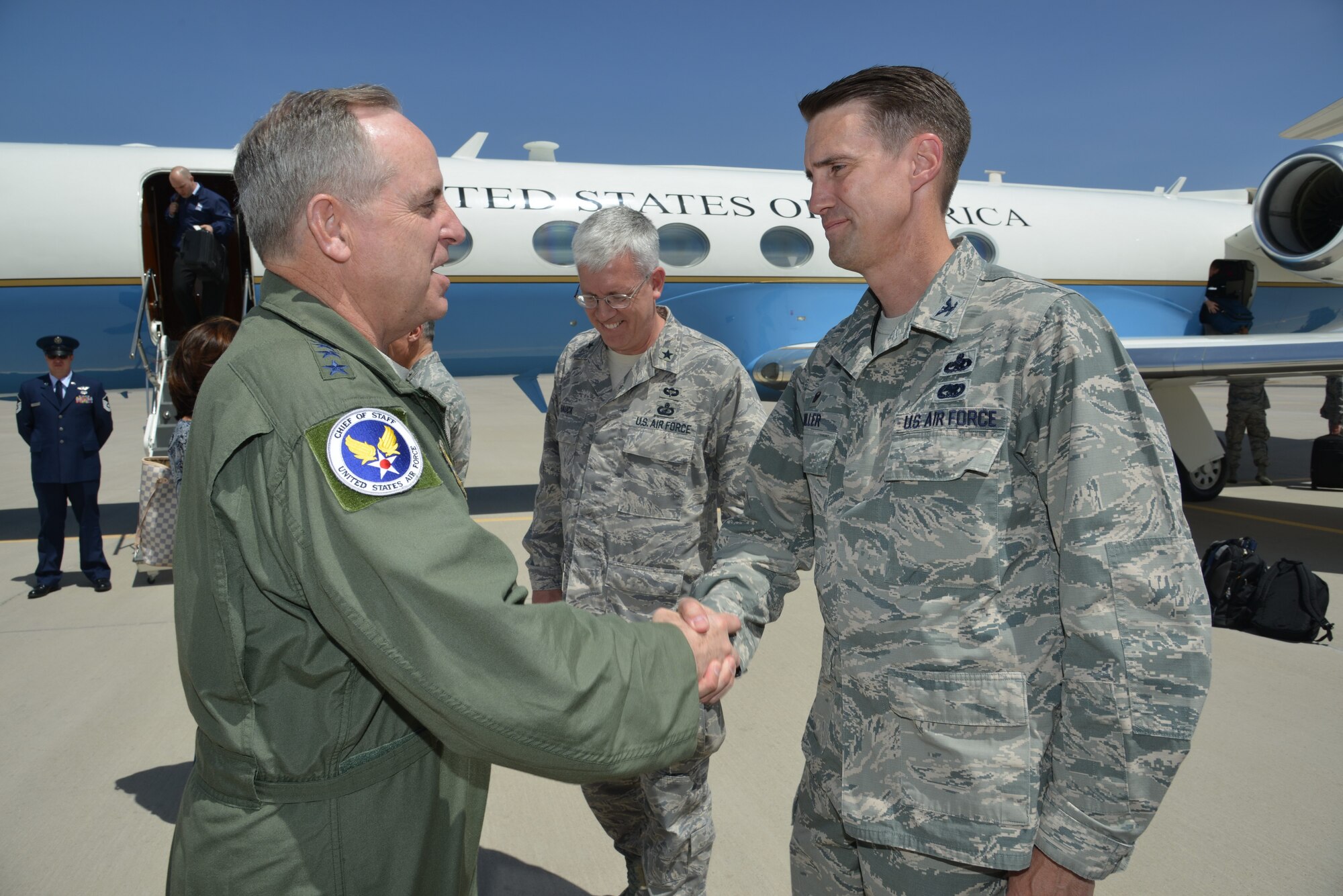 Upon his arrival to Kirtland Air Force Base, Gen. Mark A. Welsh III, Chief of Staff of the Air Force, is met by Col. Tom Miller, 377th Air Base Wing commander.  Welsh was at the base May 17-22 touring facilities and meeting with Airmen. (Photo by Ken Moore)